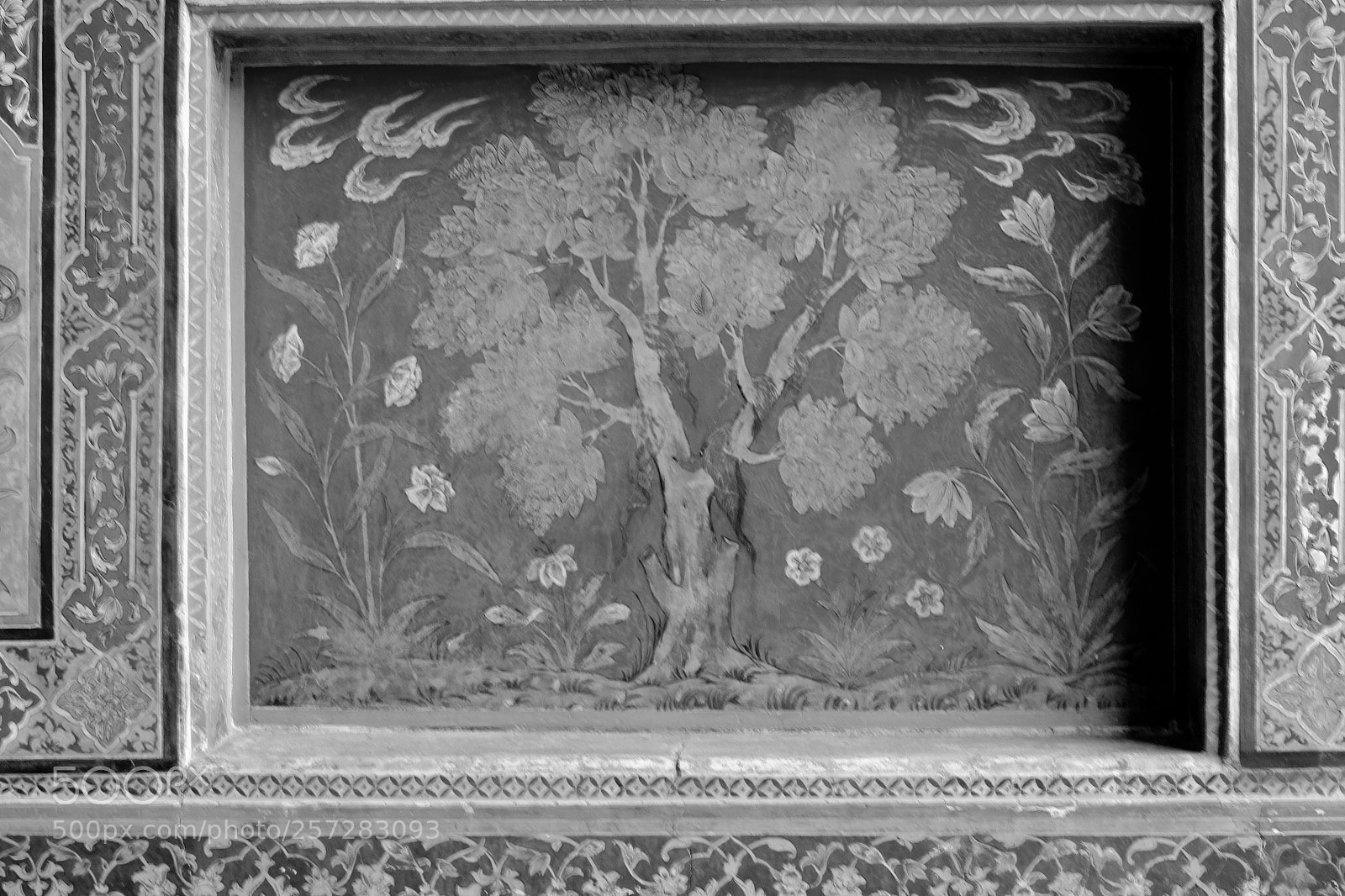 Fujifilm X-E2 sample photo. Decorated panels photography