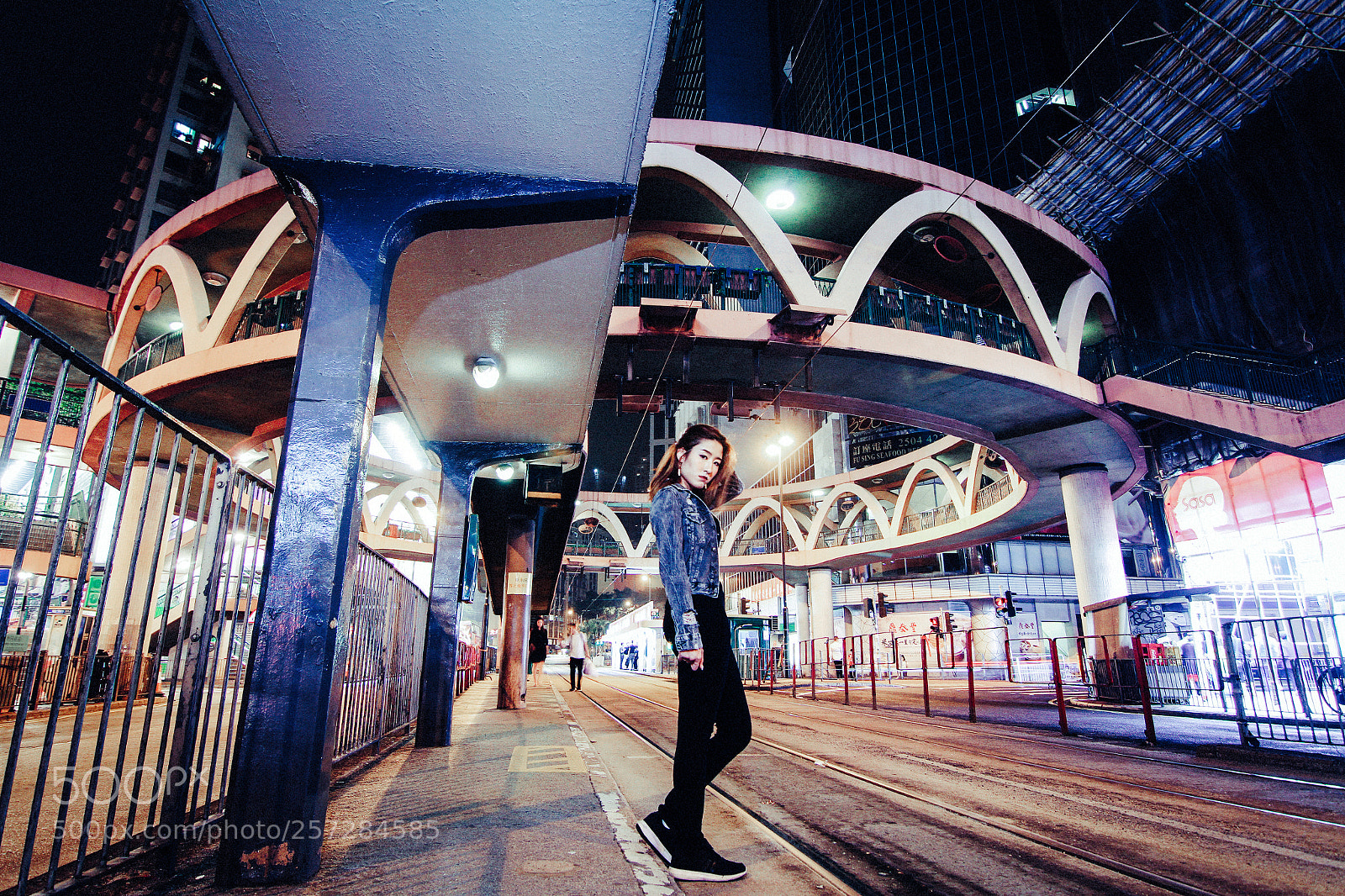 Canon EOS 7D sample photo. Tram station photography