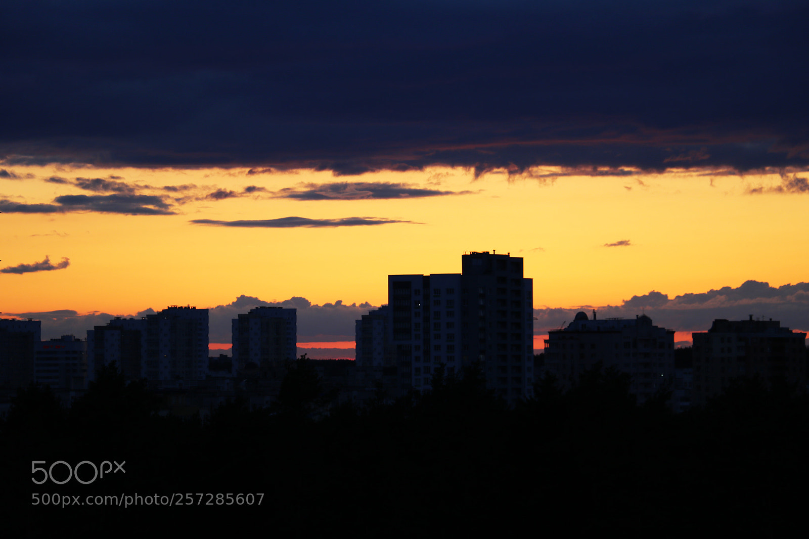 Canon EOS 750D (EOS Rebel T6i / EOS Kiss X8i) sample photo. Beautiful sunset in the photography