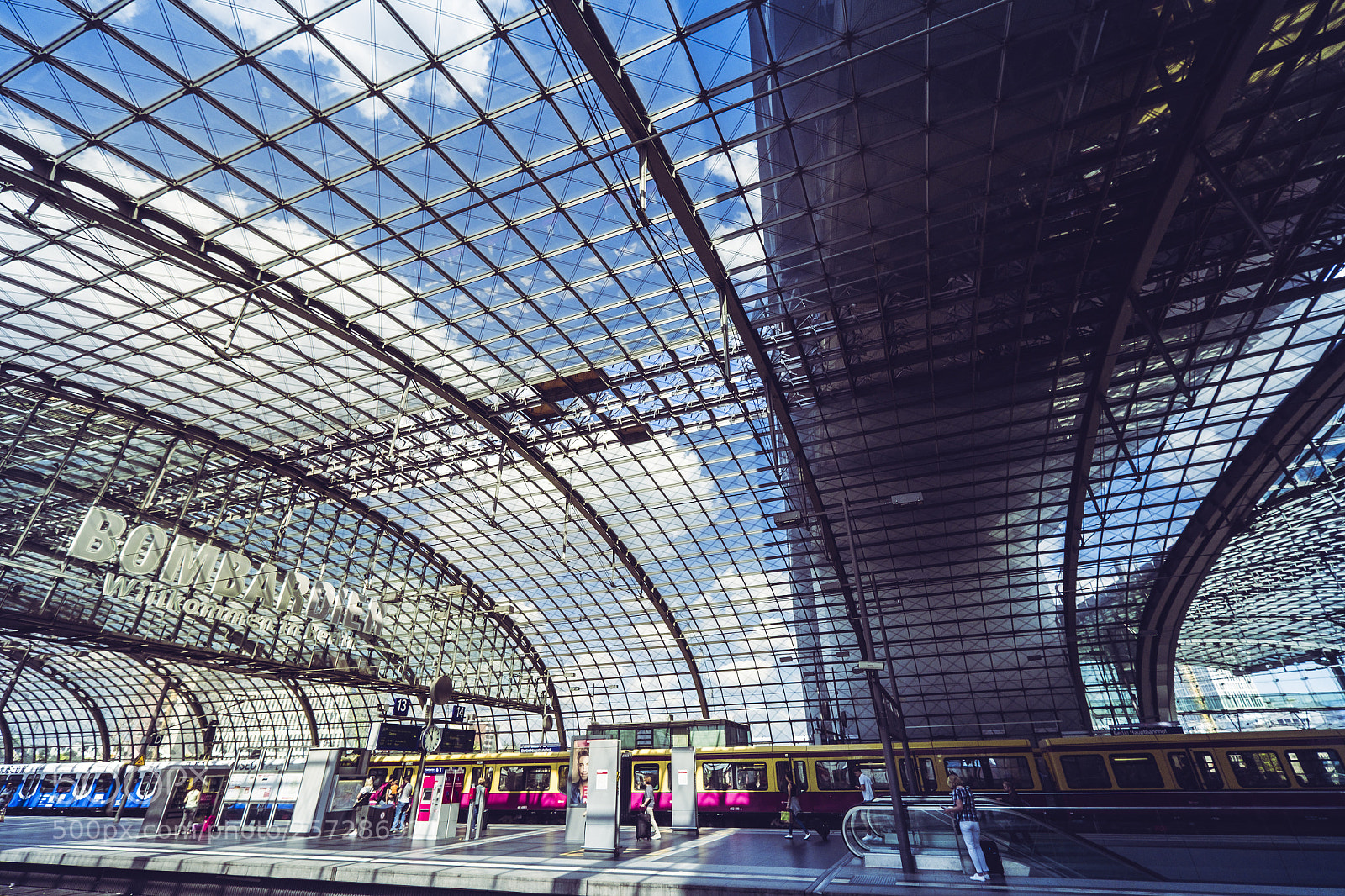 Fujifilm X-T10 sample photo. Main train station of photography