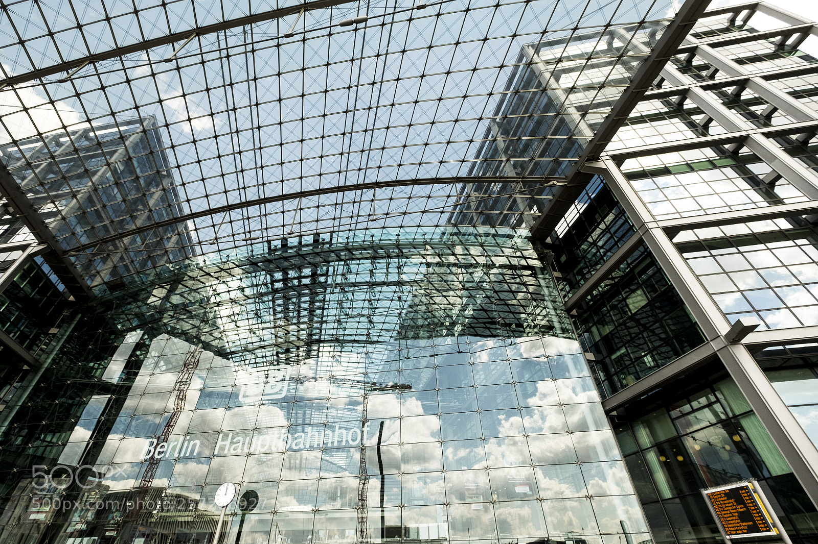 Fujifilm X-T10 sample photo. Main train station of photography