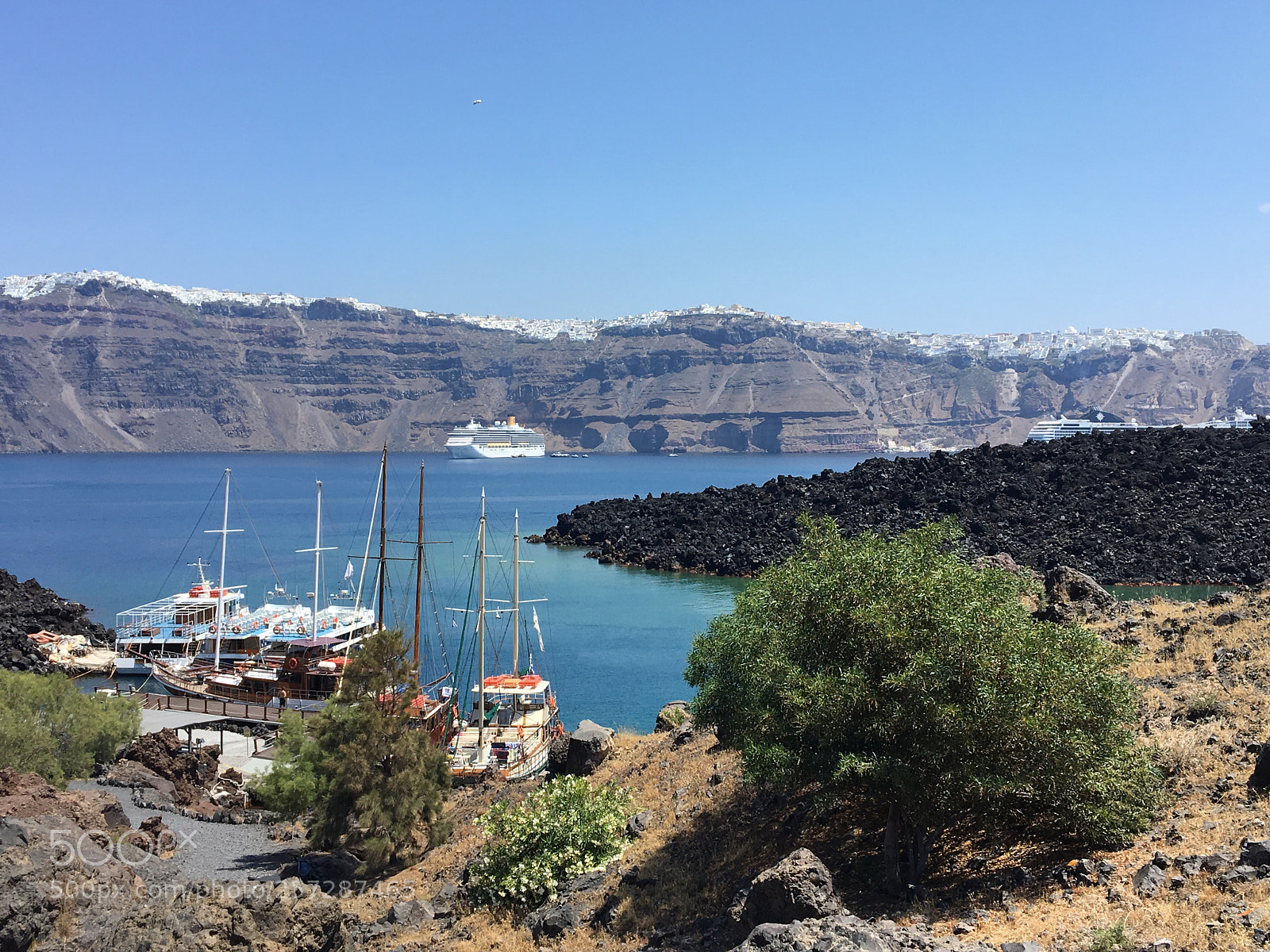 Apple iPhone 6s sample photo. View of thira from photography