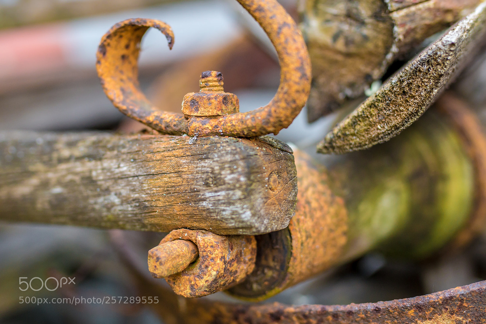Canon EOS 6D sample photo. Rusted chassis detail for photography