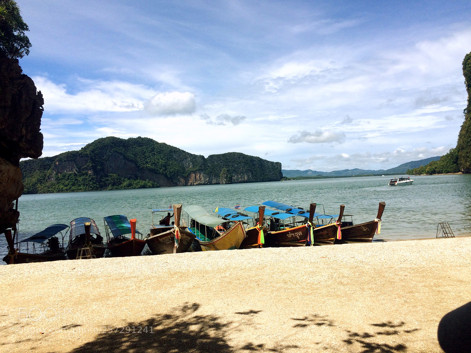 Apple iPhone 5s sample photo. Img photography