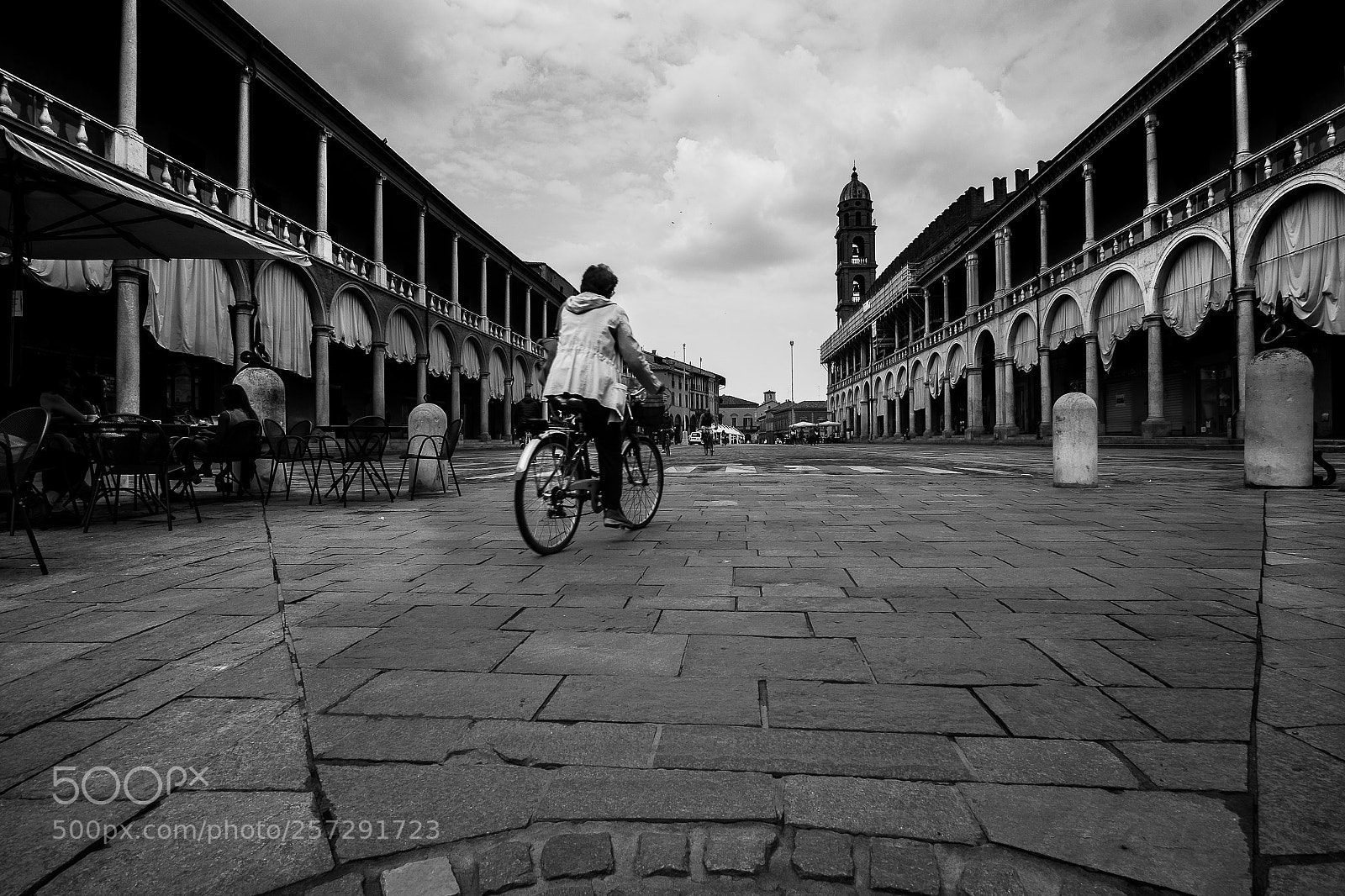 Fujifilm X-T10 sample photo. ... faenza ... photography