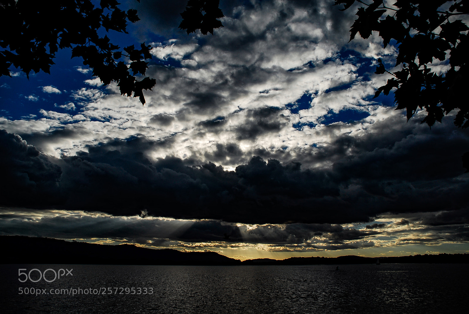 Nikon D200 sample photo. Storm incoming! photography