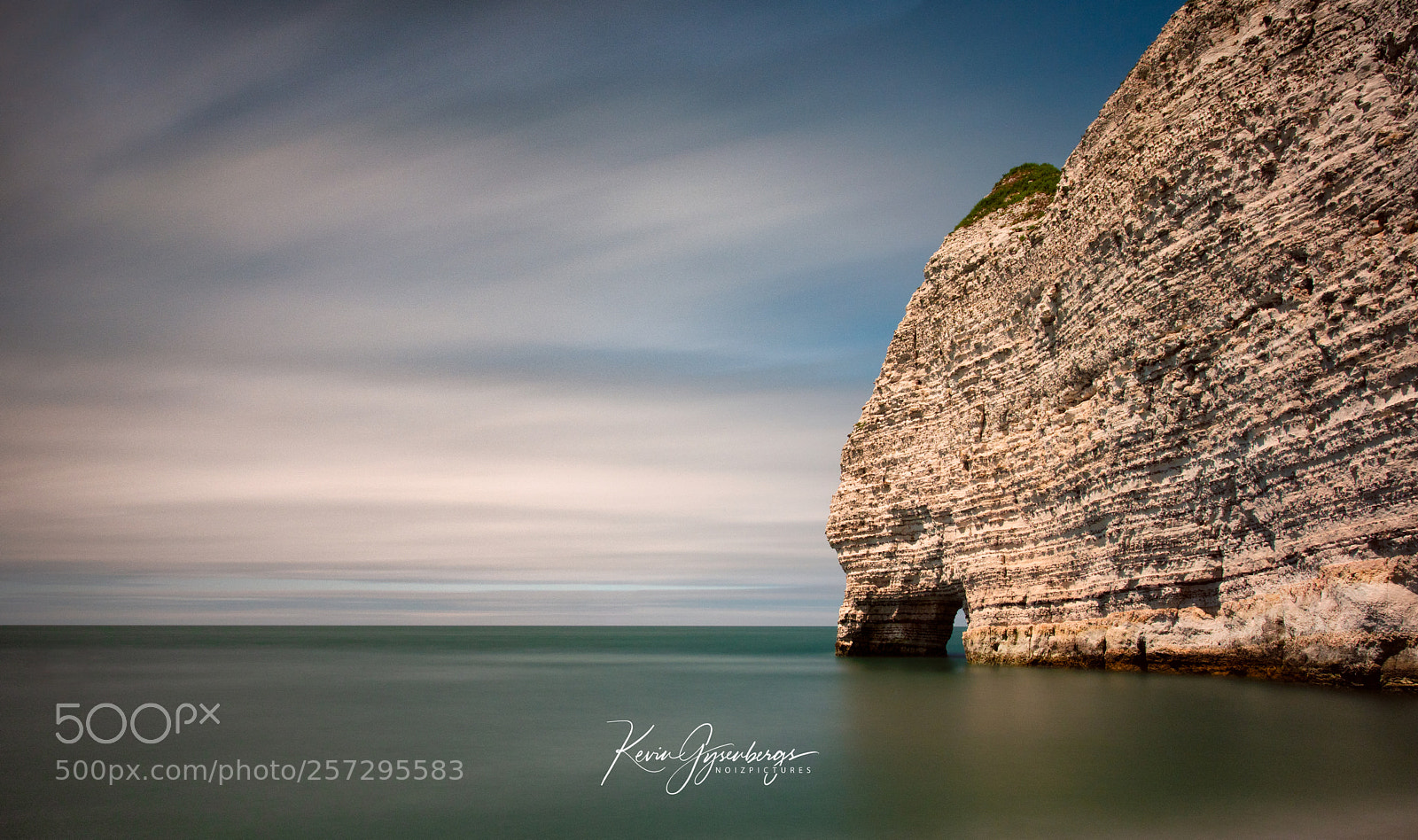 Sony ILCA-77M2 sample photo. Etretat france normandy photography