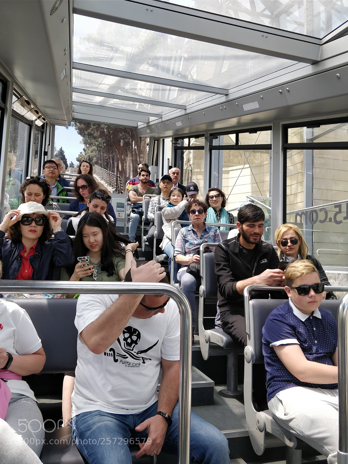 OnePlus 5 sample photo. Funicular baku photography