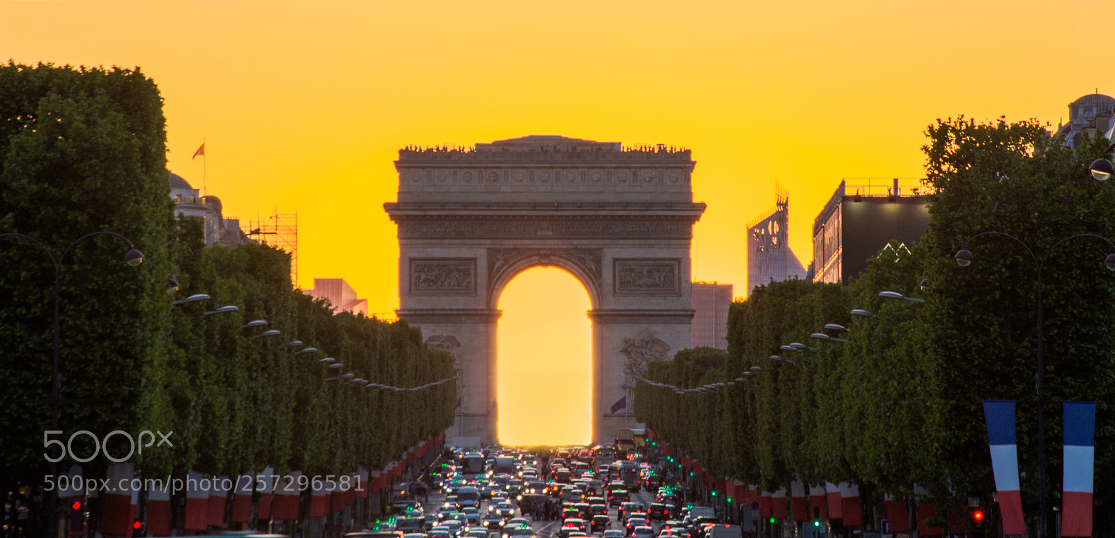 Canon EOS 6D sample photo. Burning arc de triomphe photography