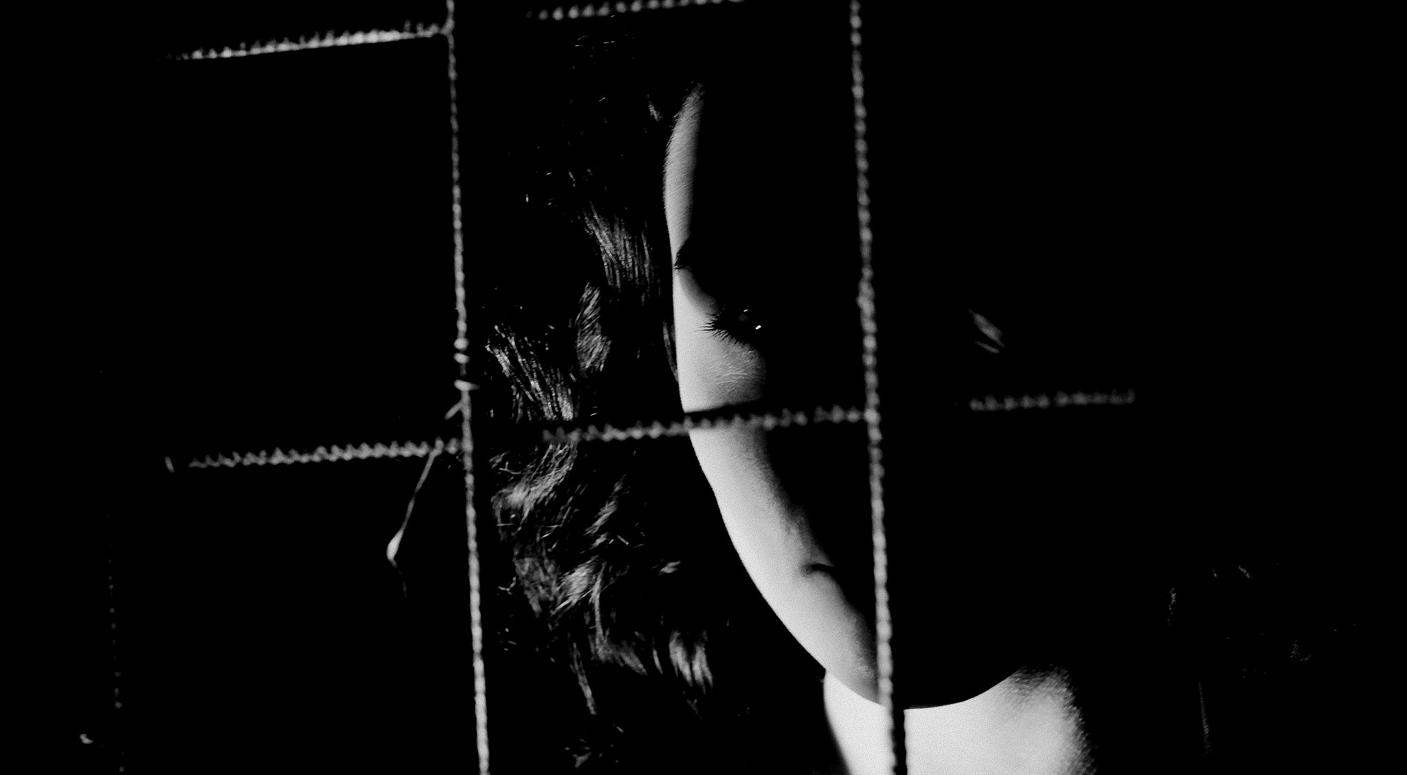 Sigma 35mm F1.4 DG HSM Art sample photo. Girls face behind the bars photography