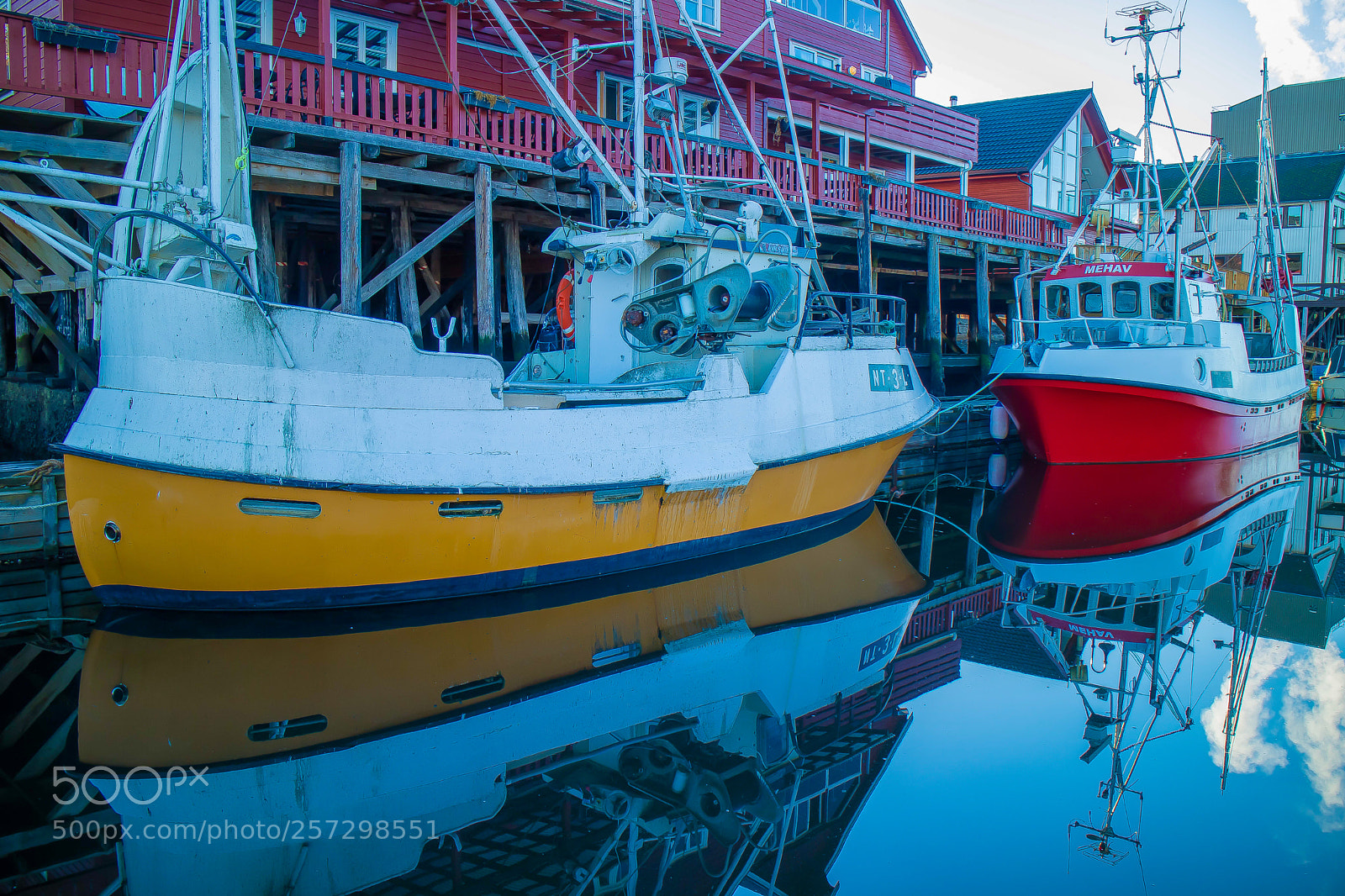 Canon EOS M3 sample photo. At the quay photography