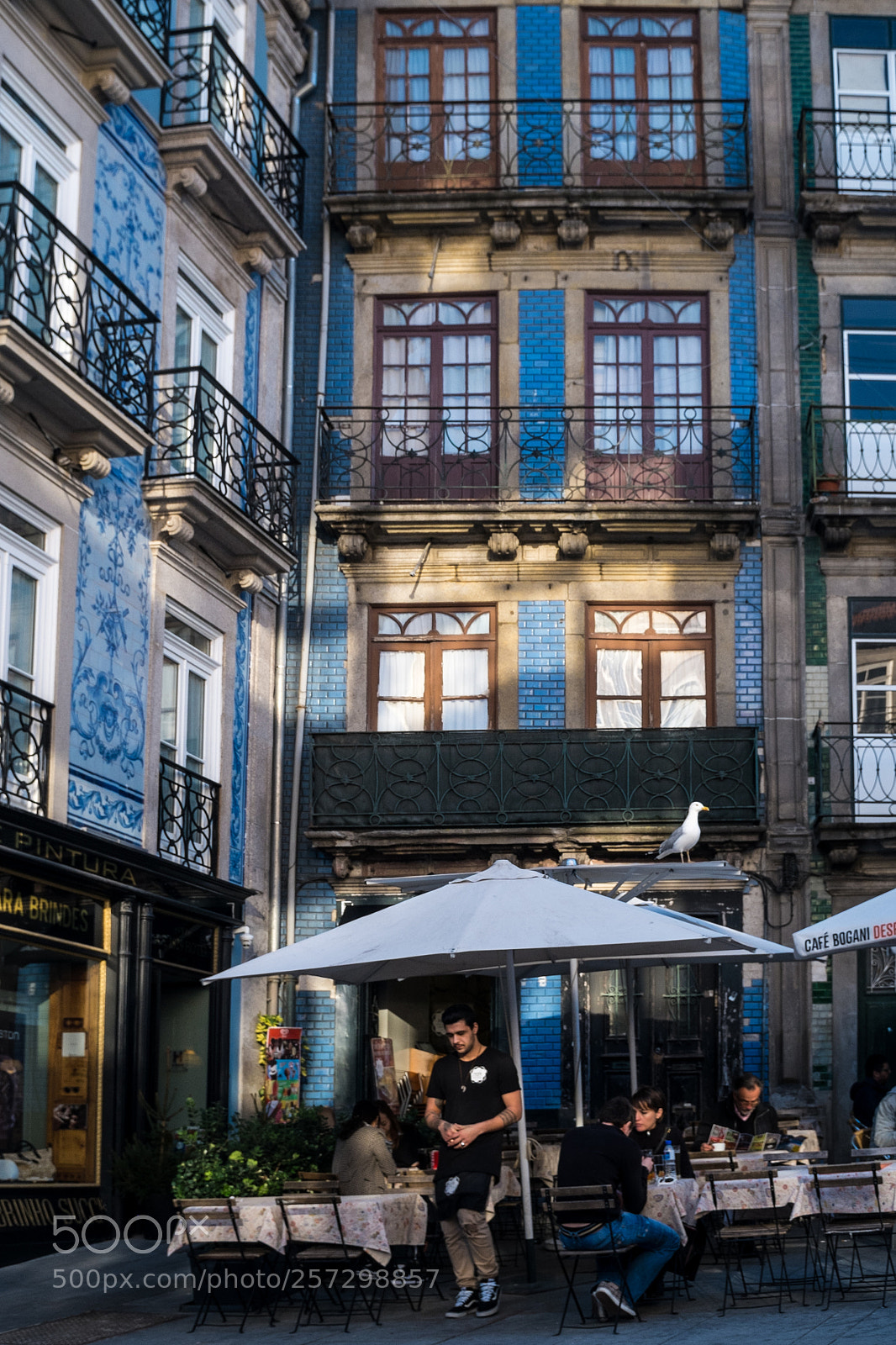 Fujifilm X-E1 sample photo. Porto photography