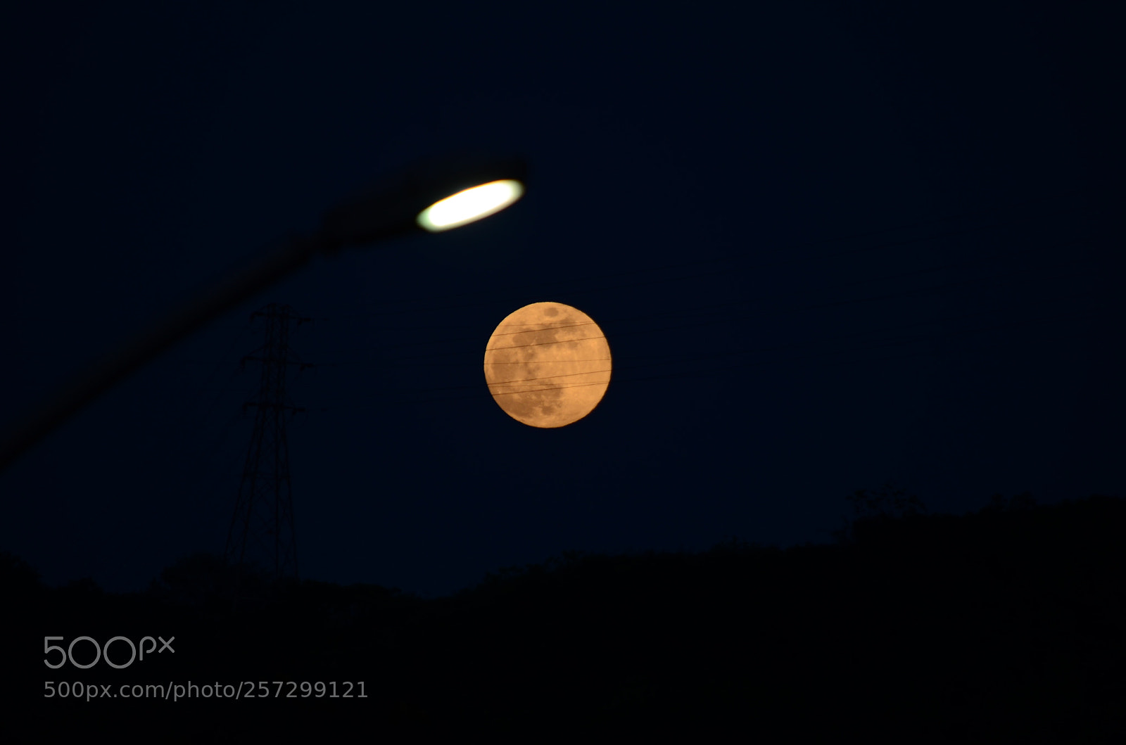 Nikon D7000 sample photo. Moon photography