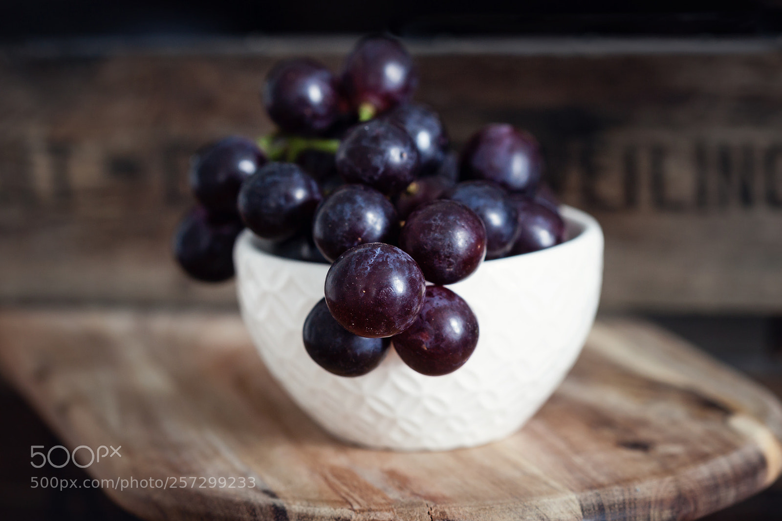 Canon EOS 5D Mark II sample photo. A bunch of grapes photography