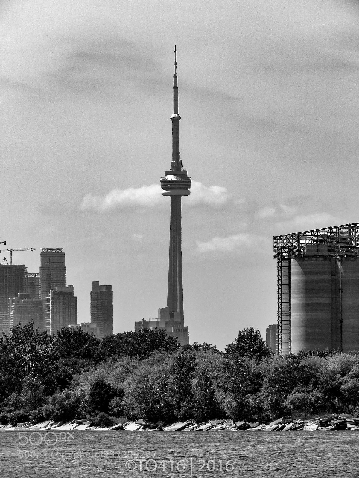 Canon PowerShot SX60 HS sample photo. Cn tower photography