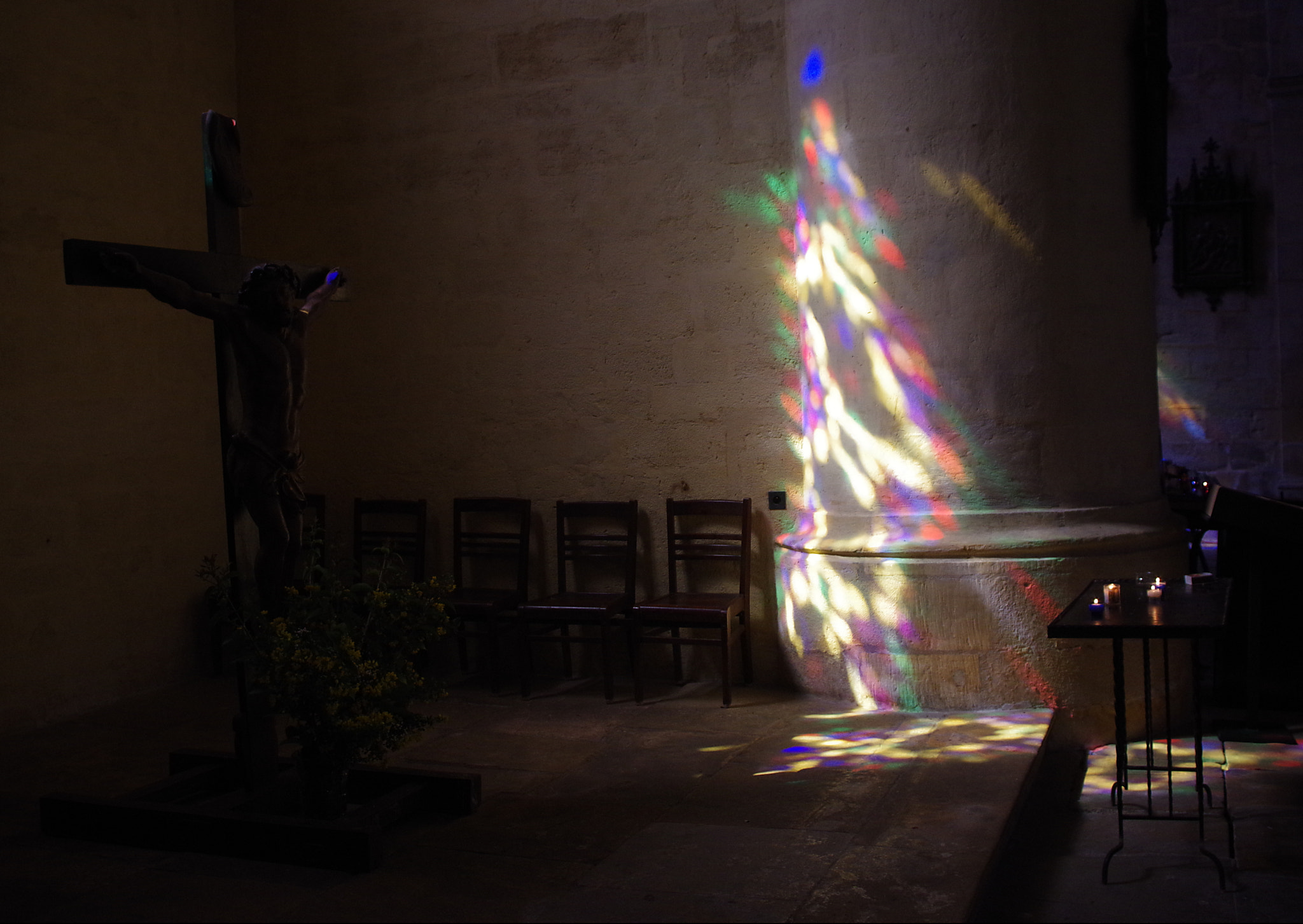 Pentax K-1 sample photo. Sarlat-la-canéda, lichtspiele in der kathedrale saint-sacerdos de sarlat photography