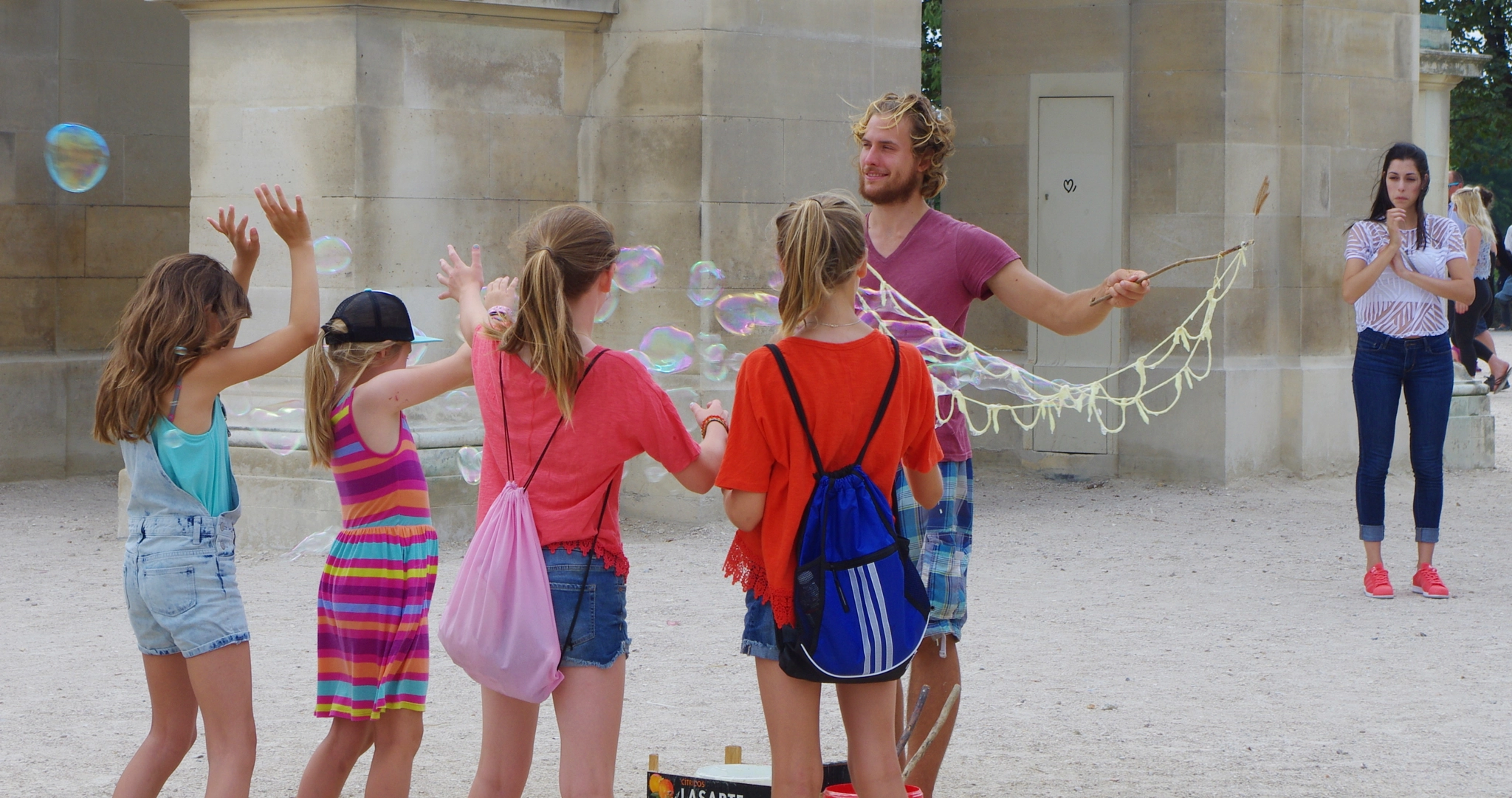 Pentax K-5 II + smc PENTAX-DA L 18-55mm F3.5-5.6 AL WR sample photo. Moment from paris photography