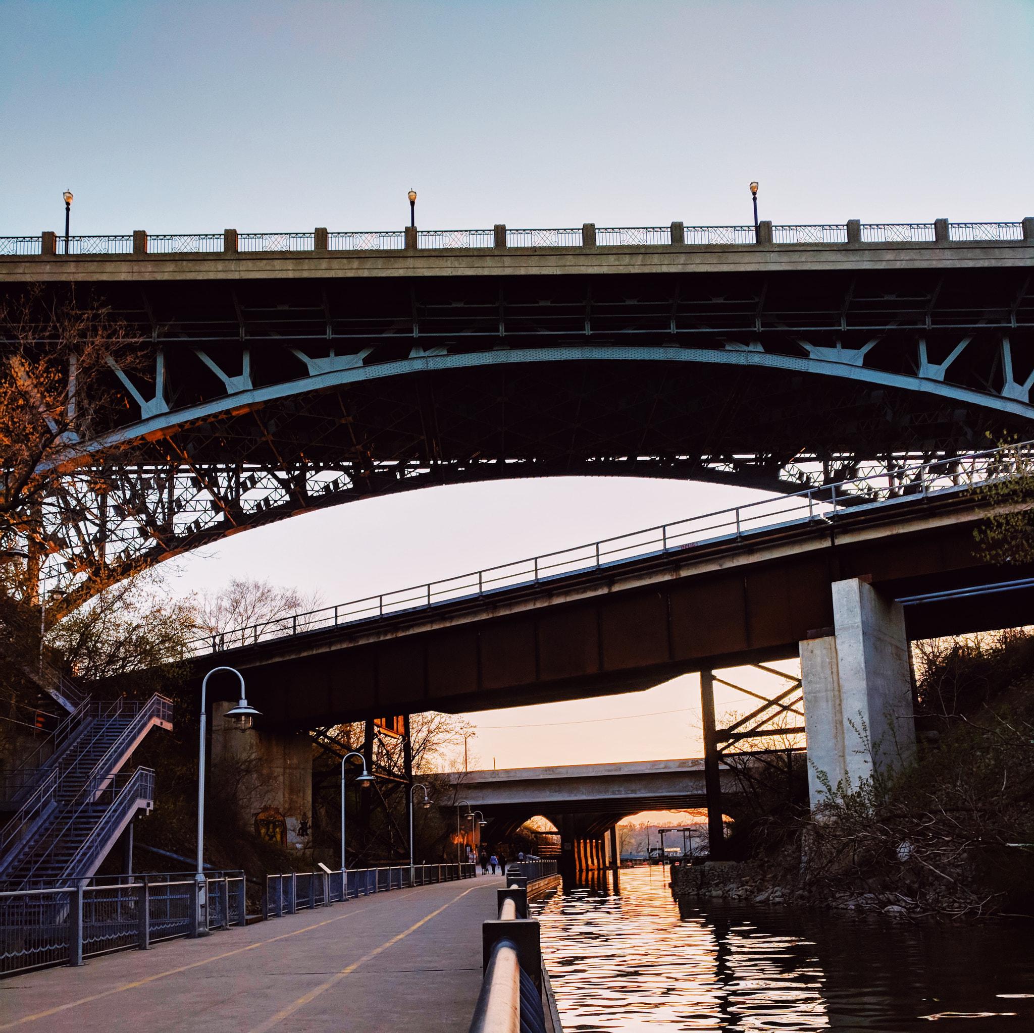 Google Pixel XL sample photo. Hammer bridges photography