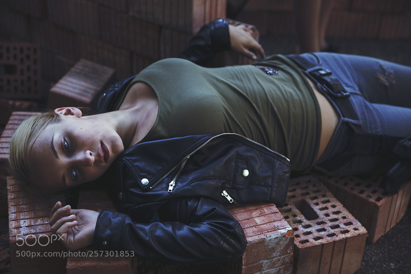 Canon EOS 5D Mark II sample photo. Death scene photography