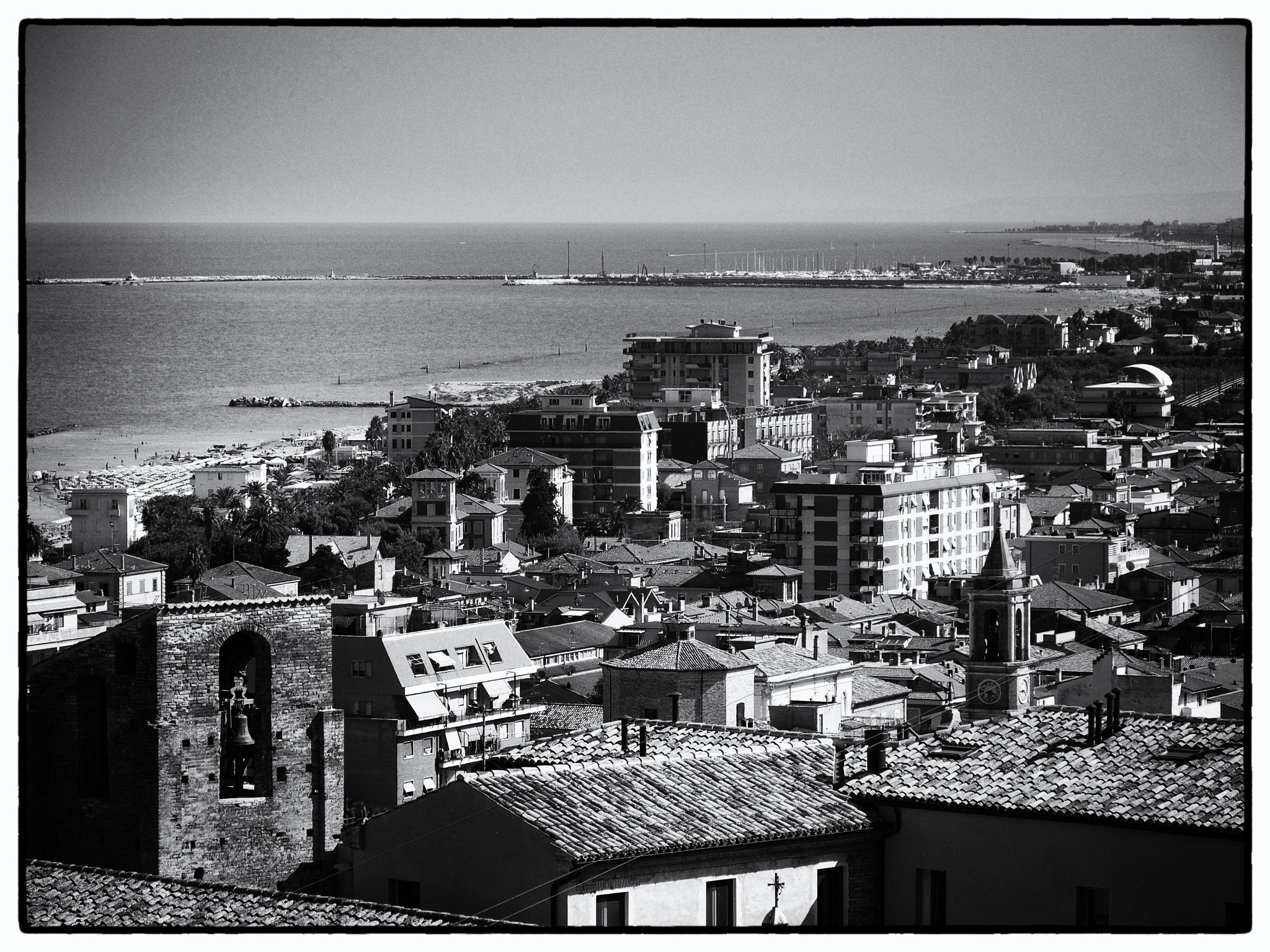 Olympus STYLUS1,1s sample photo. Concrete, sea & sky photography