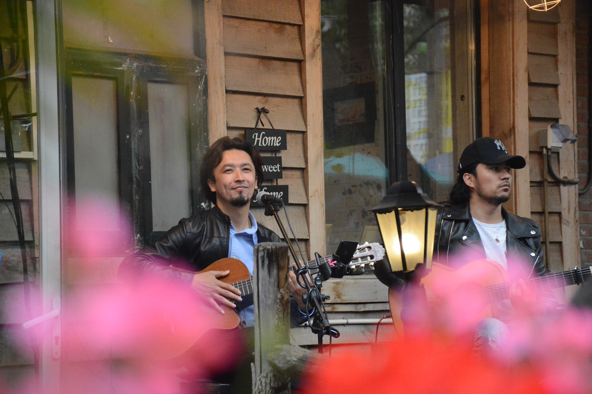 Nikon D7100 sample photo. A charming resident singer photography