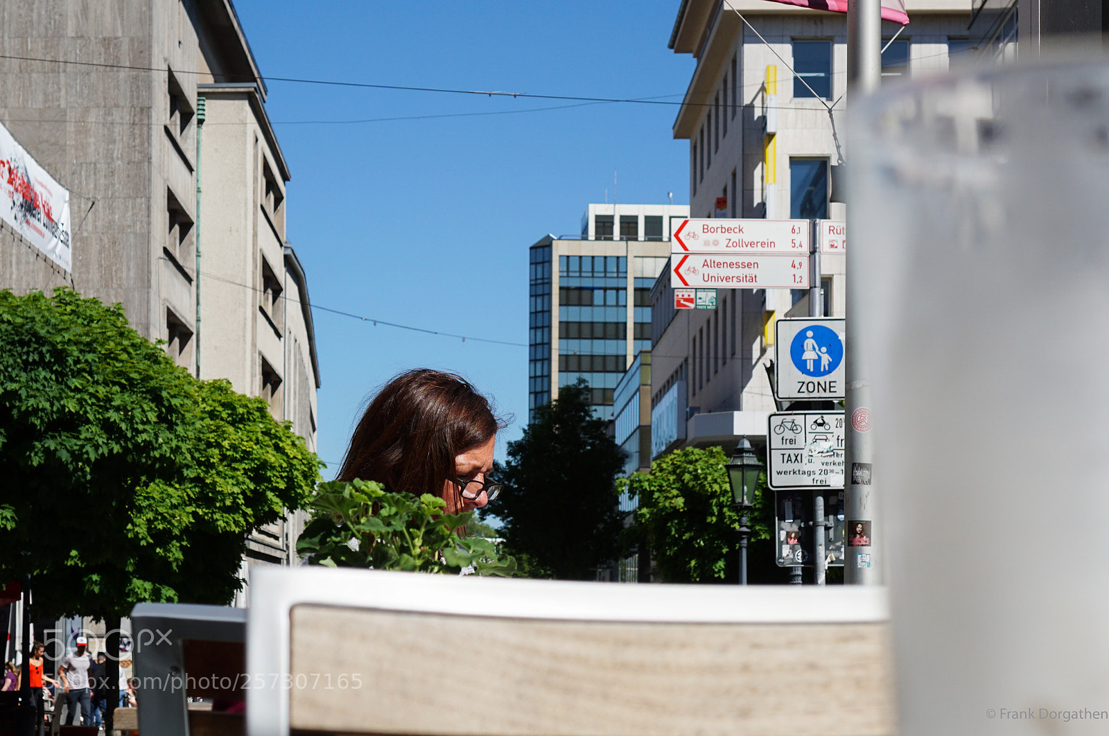 Sony a6000 sample photo. High degree of concentration photography