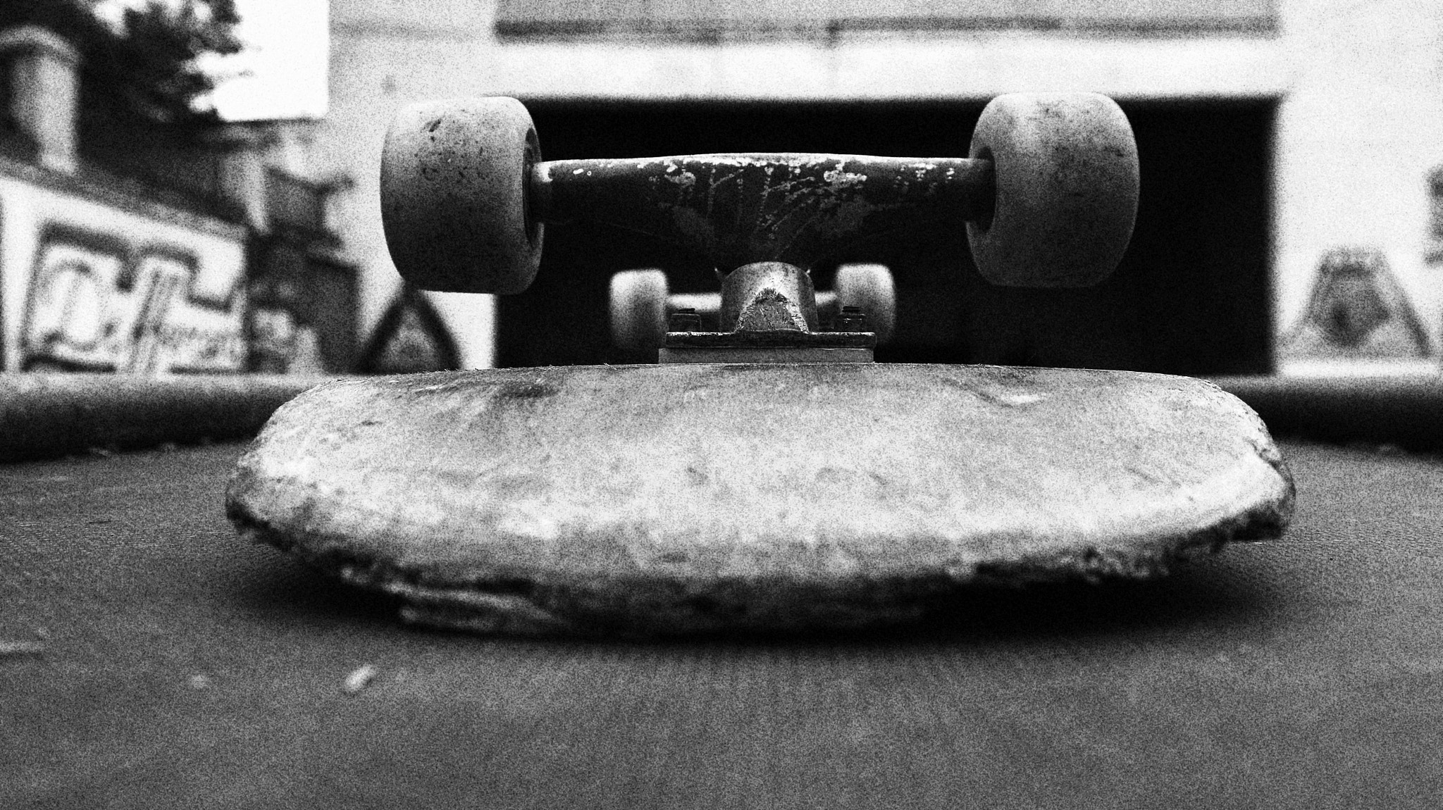 Canon EOS M10 sample photo. Skate photography