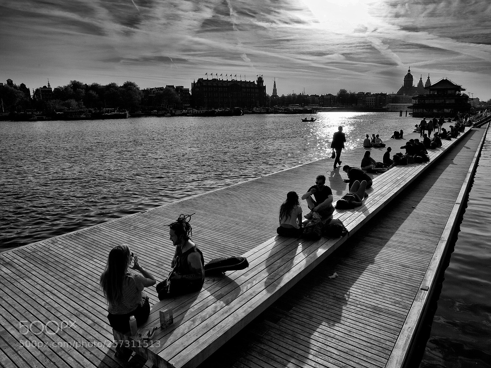 Canon EOS 5D Mark II sample photo. Amsterdam people photography