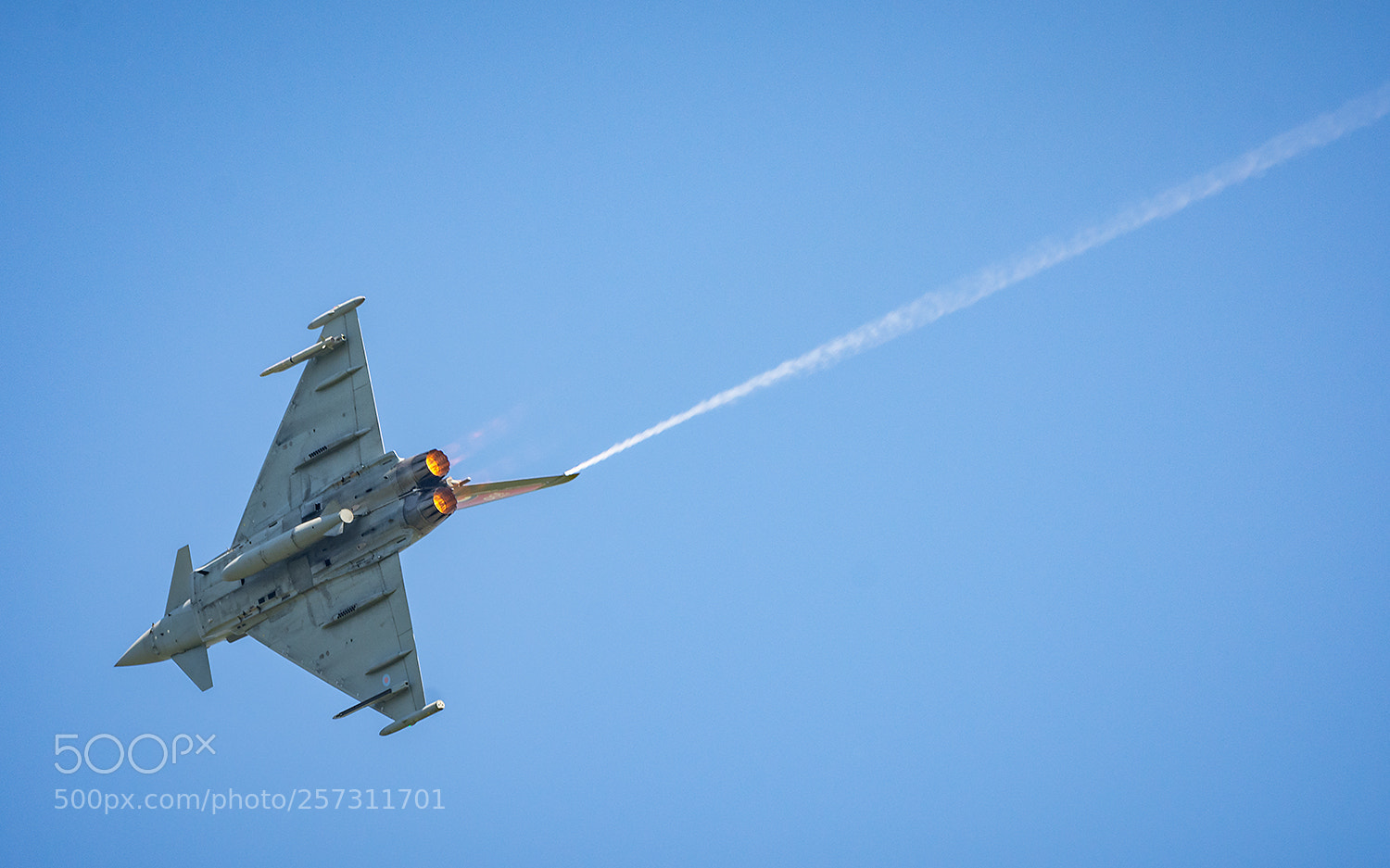 Nikon D7200 sample photo. Typhoon trails photography