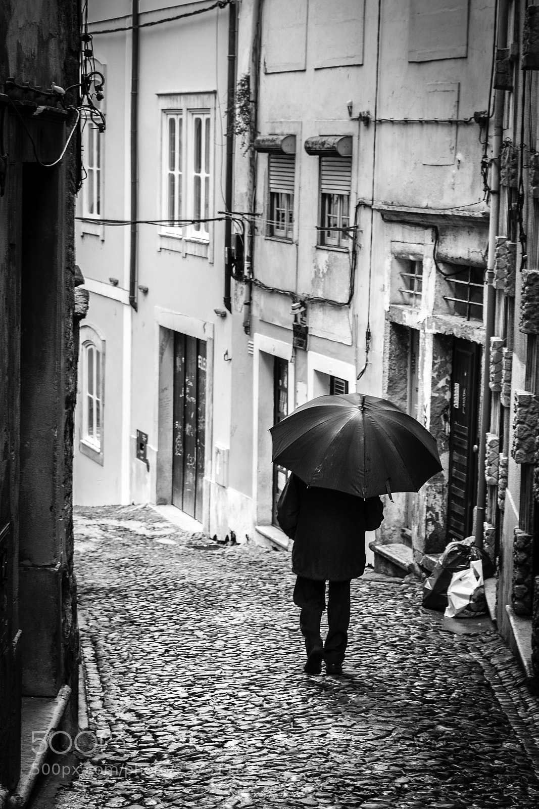 Canon EOS 6D sample photo. Walking down the street photography