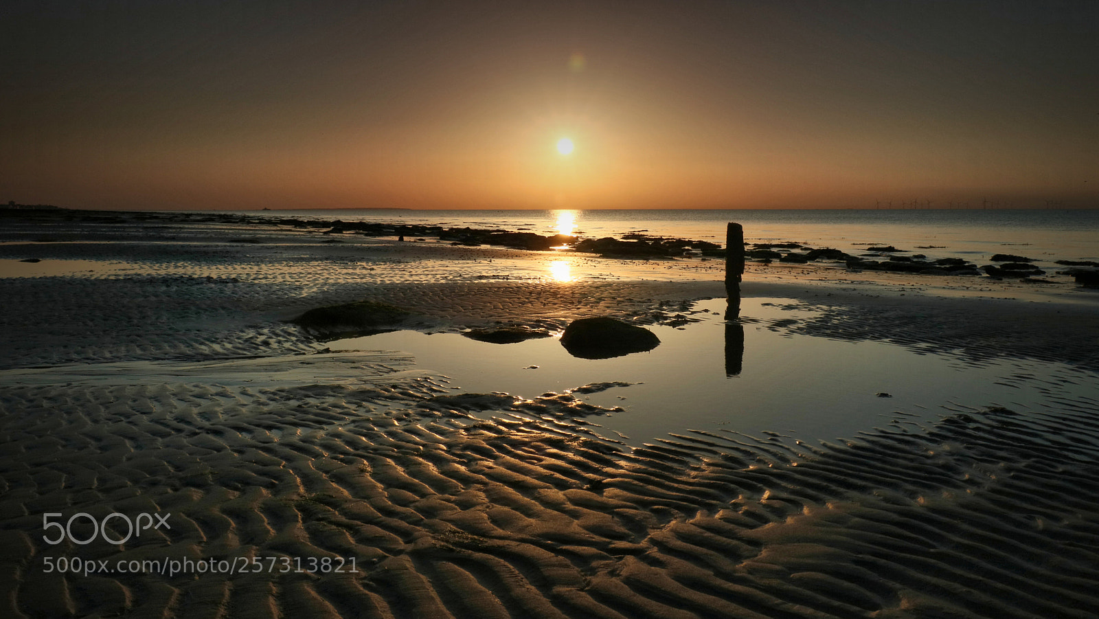 Canon EOS 750D (EOS Rebel T6i / EOS Kiss X8i) sample photo. Sunset at reculver beach photography
