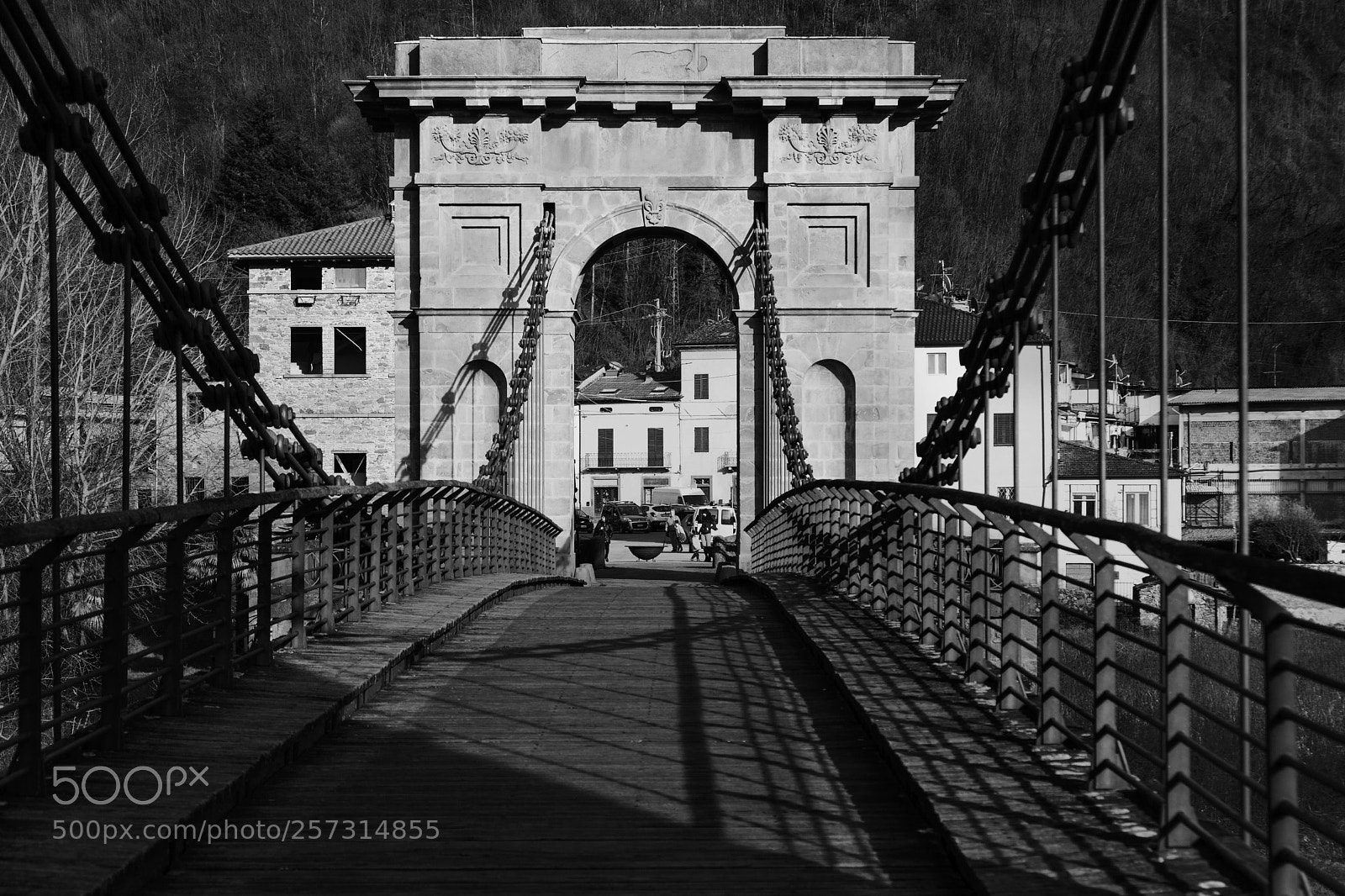 Canon EOS 5D Mark II sample photo. Bridge with chains photography