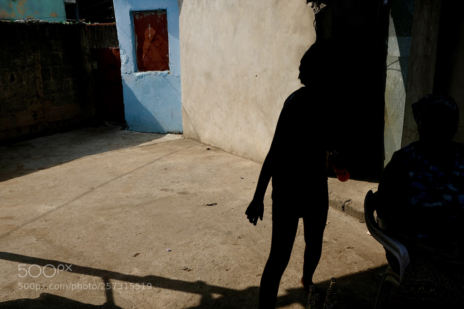 Fujifilm X-T2 sample photo. A shadow in maputo photography