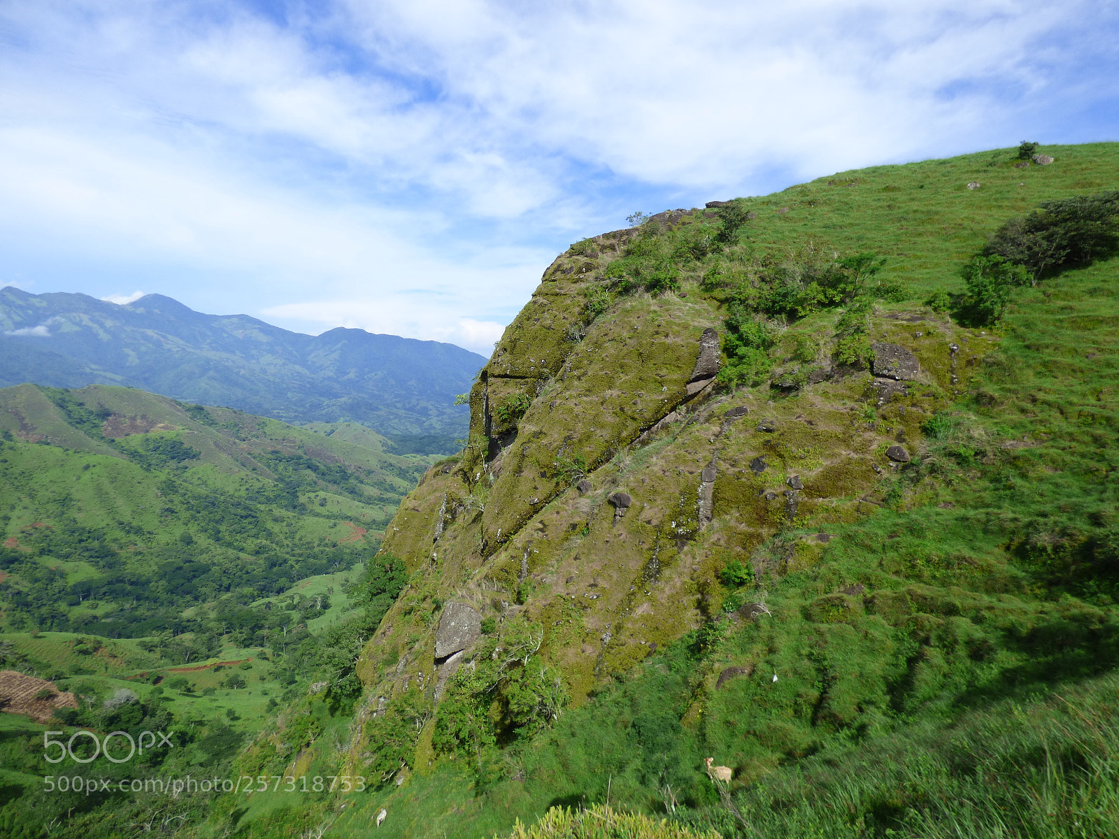 Panasonic Lumix DMC-FZ70 sample photo. La crus de piedades () photography