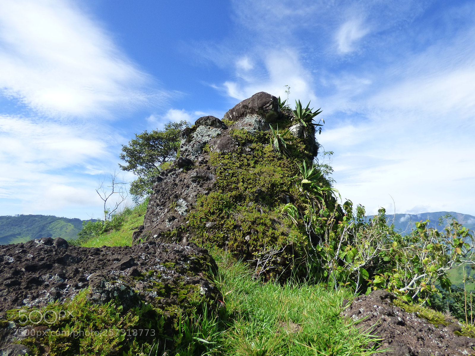 Panasonic Lumix DMC-FZ70 sample photo. La crus de piedades () photography