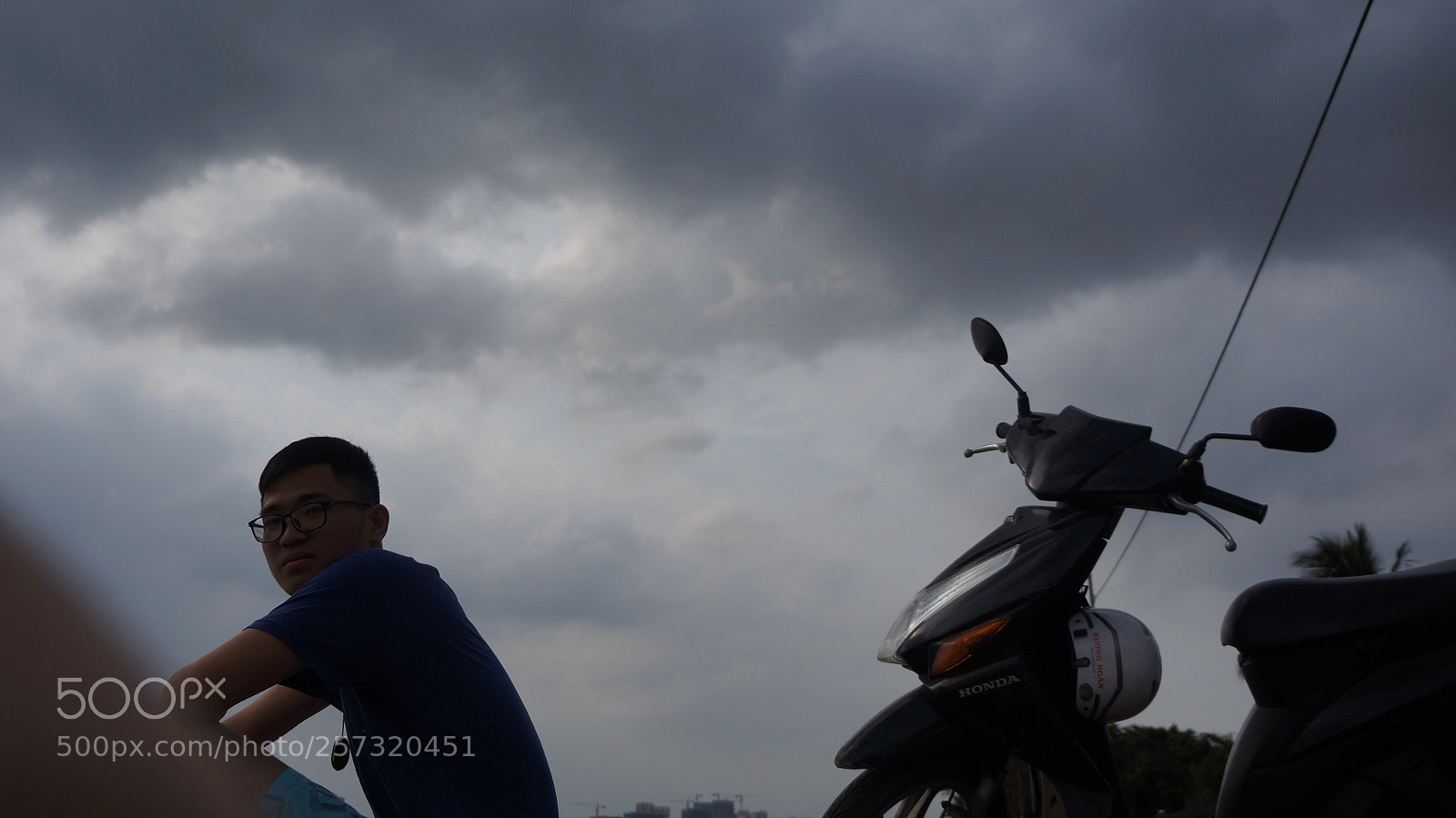 Sony Alpha NEX-5N sample photo. The sky is blue photography