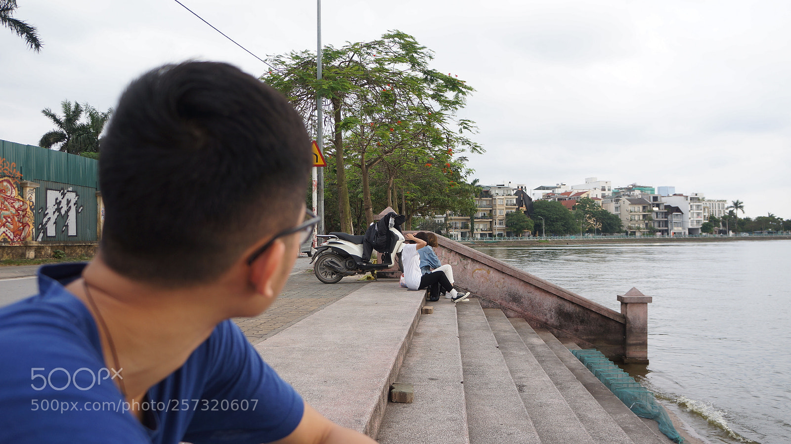 Sony Alpha NEX-5N sample photo. The sky is blue photography