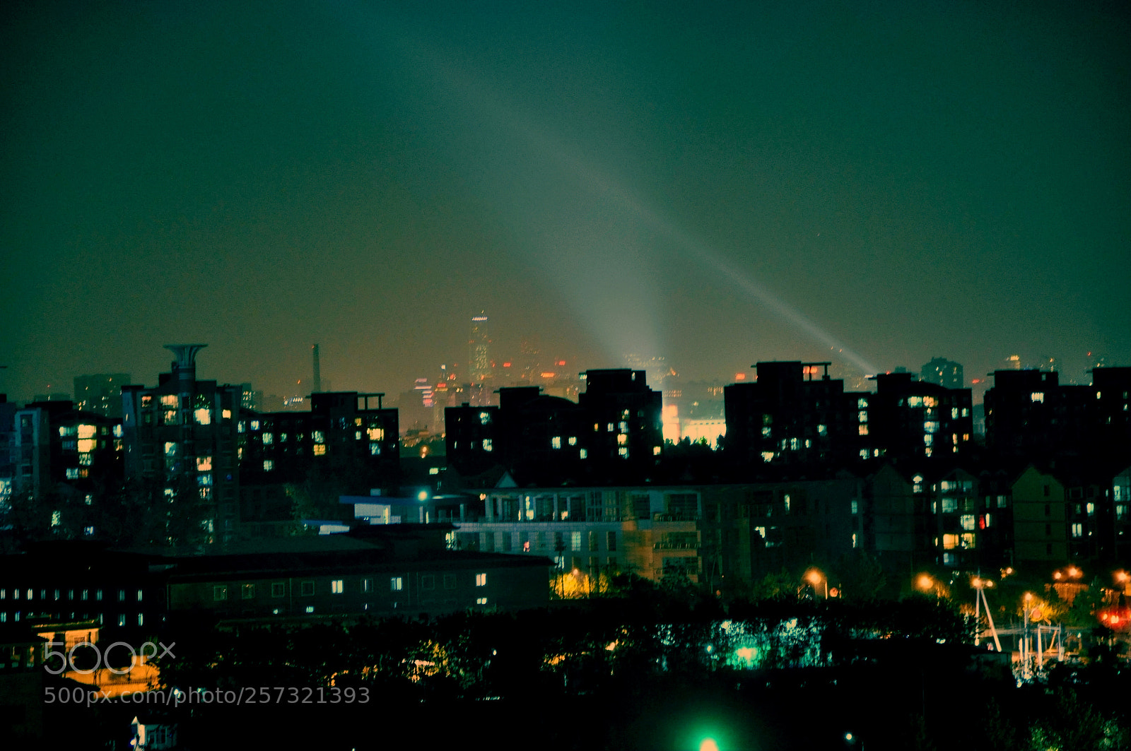 Nikon D90 sample photo. City night photography