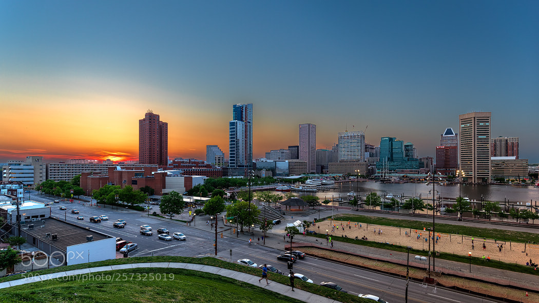 Canon EOS 5D Mark IV sample photo. Inner harbor sunset photography