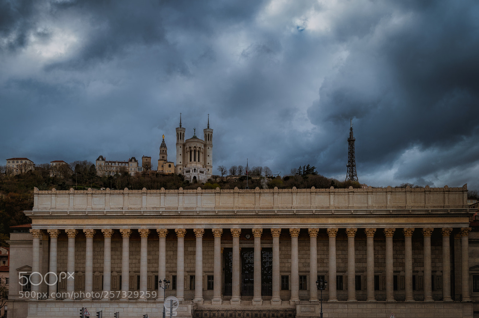 Nikon D3200 sample photo. Lyon, france photography
