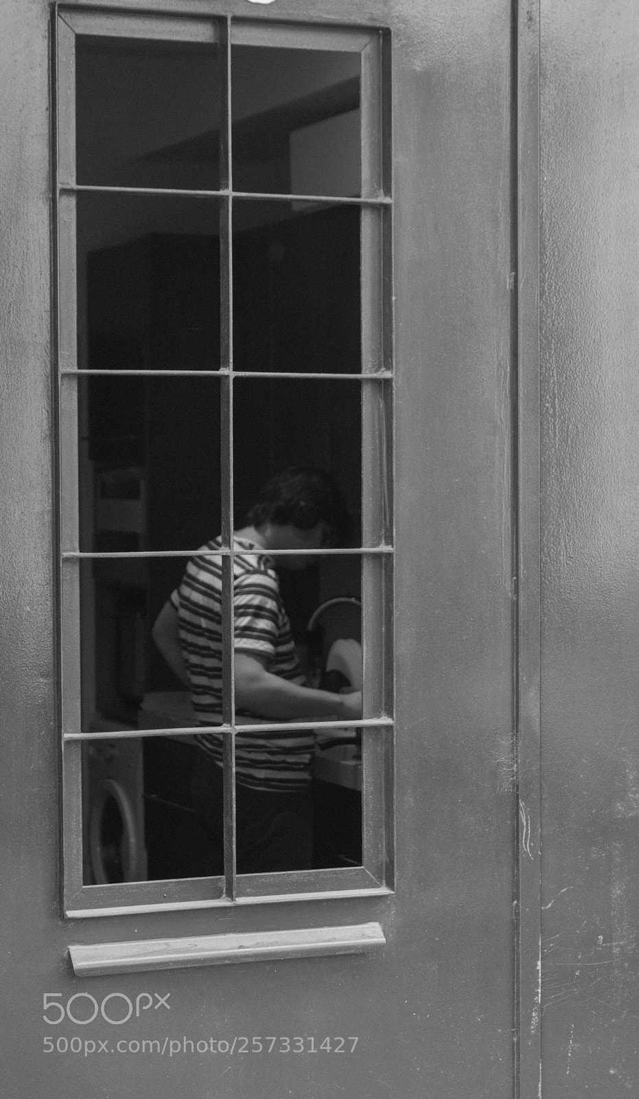 Sony a6000 sample photo. Uninvited guest photography