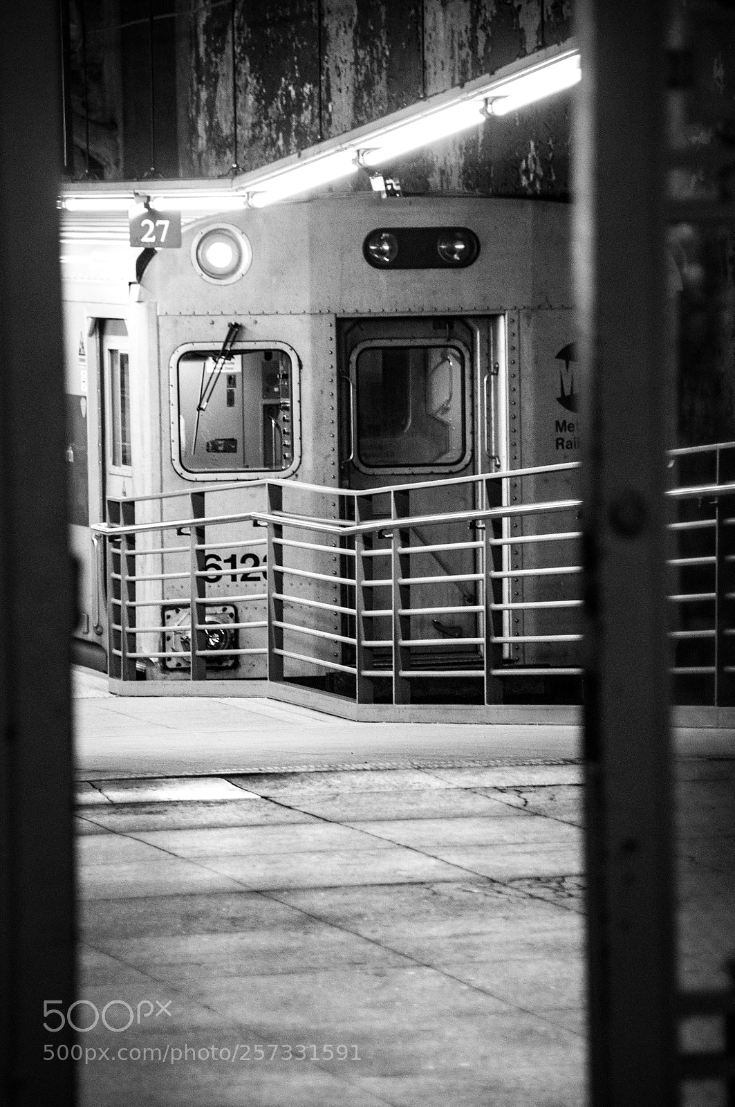 Nikon D90 sample photo. Station photography
