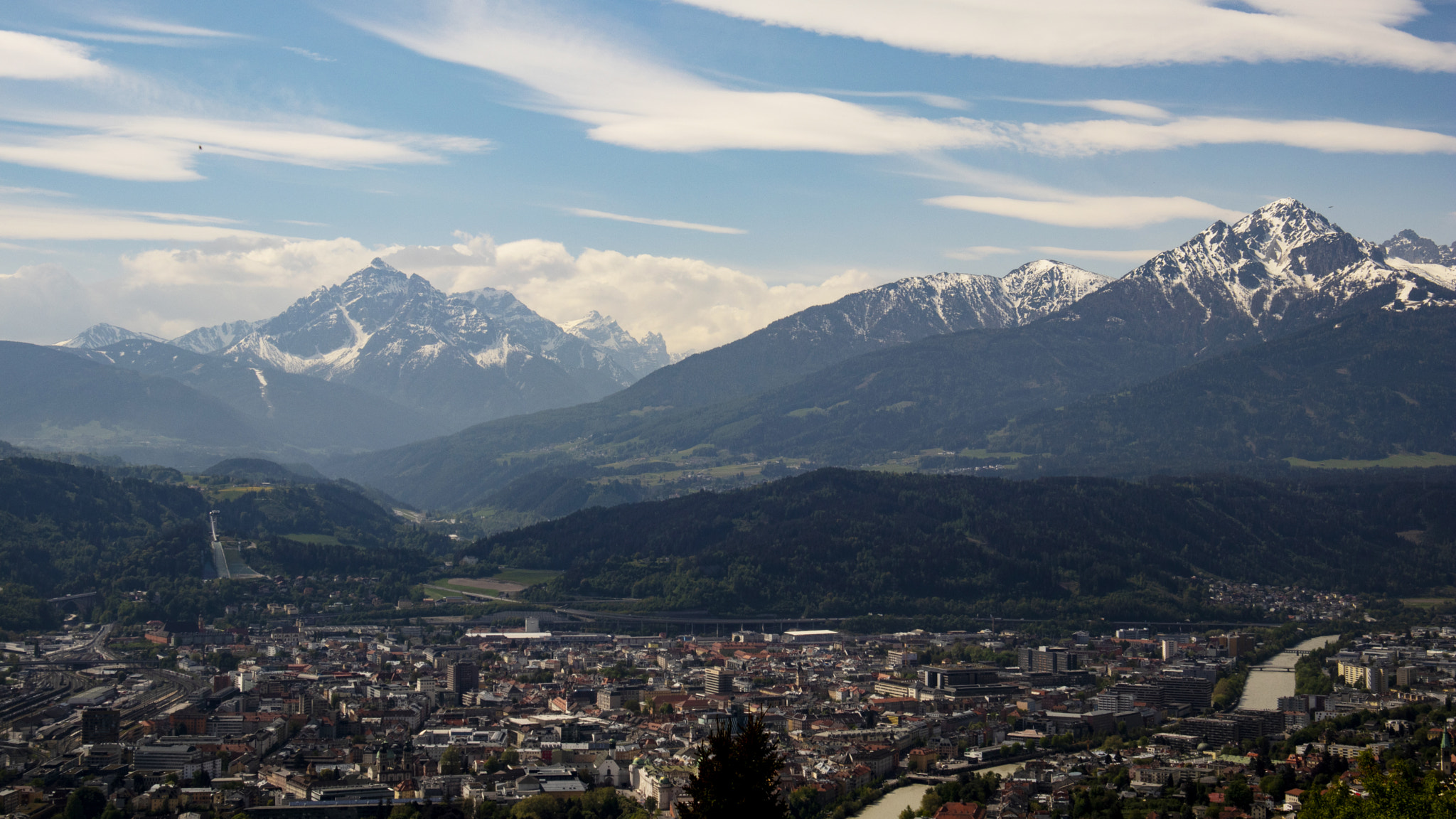 Canon EOS M6 sample photo. City of innsbruck surrounded by alps photography