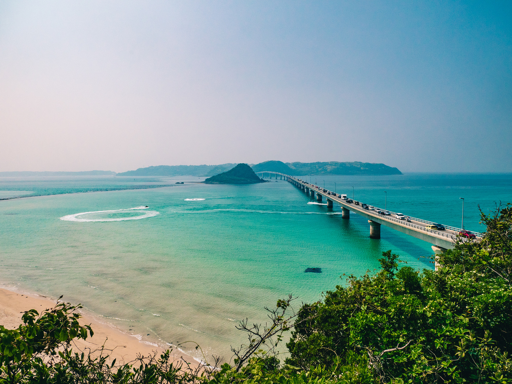 Panasonic Lumix DMC-GX85 (Lumix DMC-GX80 / Lumix DMC-GX7 Mark II) sample photo. Tsunoshima bridge photography