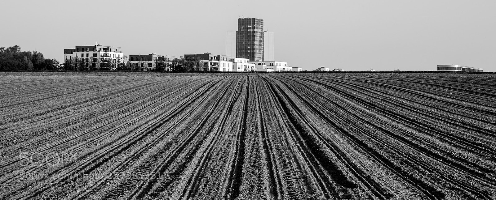 Canon EOS 6D Mark II sample photo. Tilled soil city scape photography