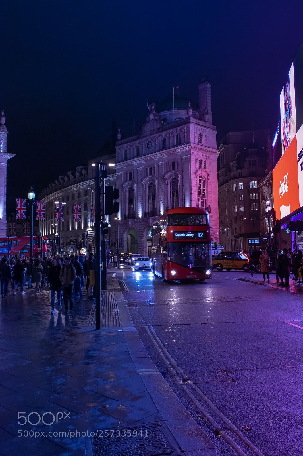 Nikon D3300 sample photo. Piccadilly photography
