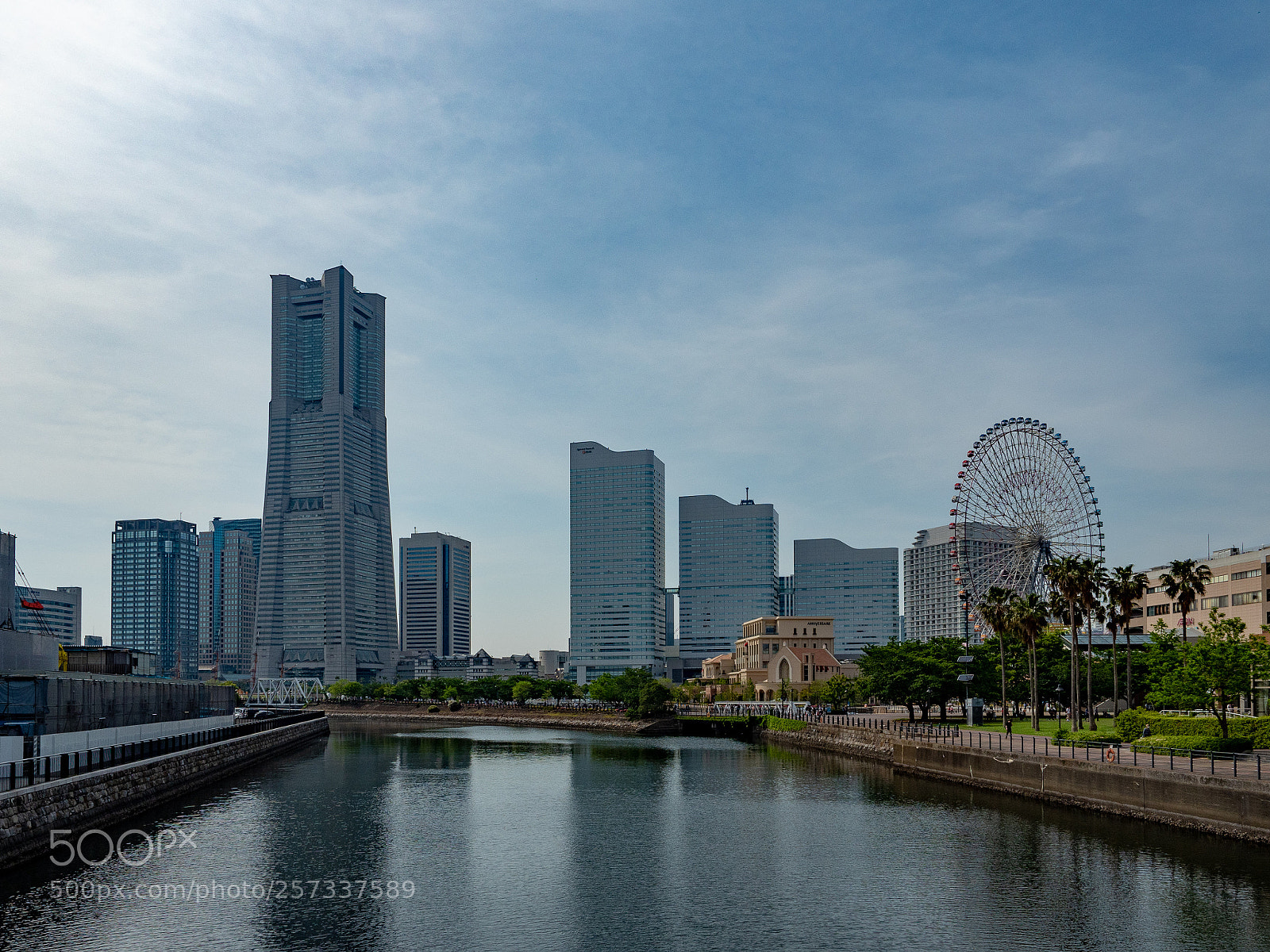 Olympus OM-D E-M5 II sample photo. Yokohama photography
