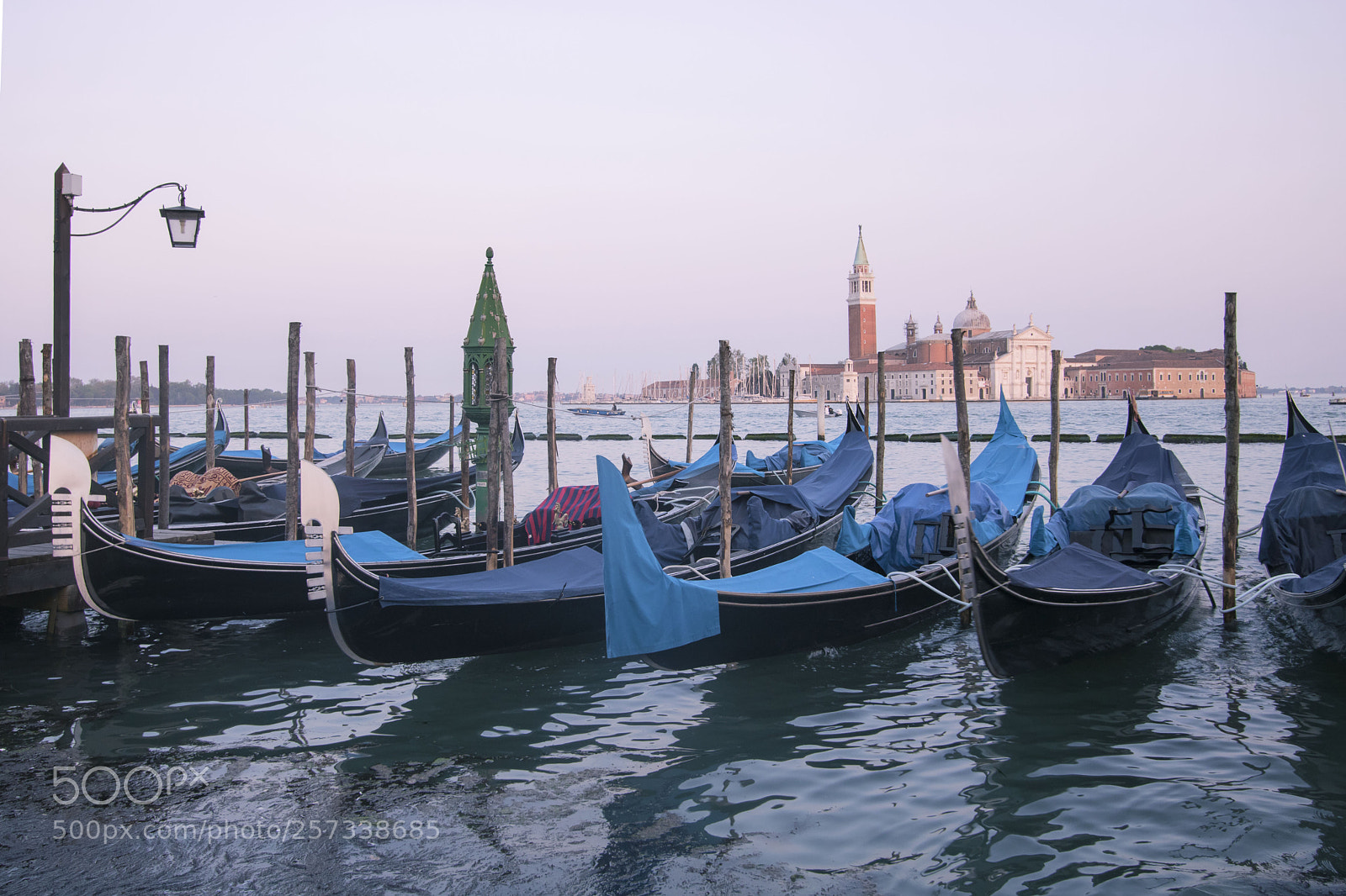 Canon EOS 760D (EOS Rebel T6s / EOS 8000D) sample photo. Venice  photography