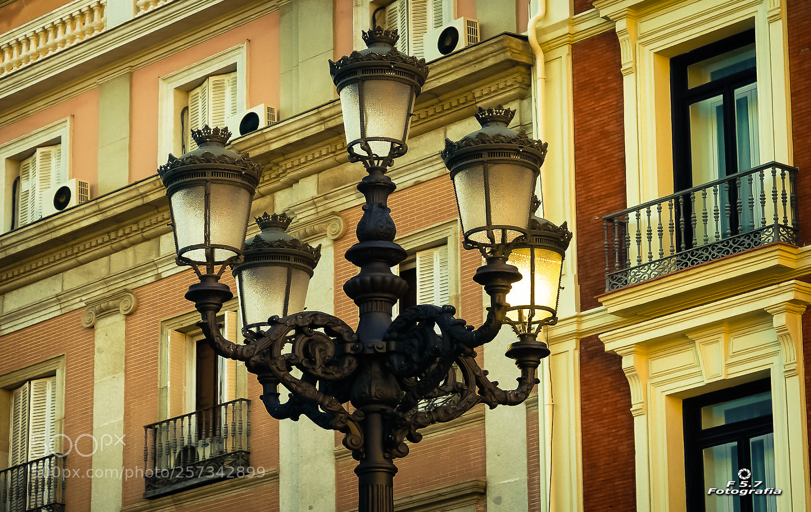 Canon EOS 7D sample photo. Luminaria - madrid photography