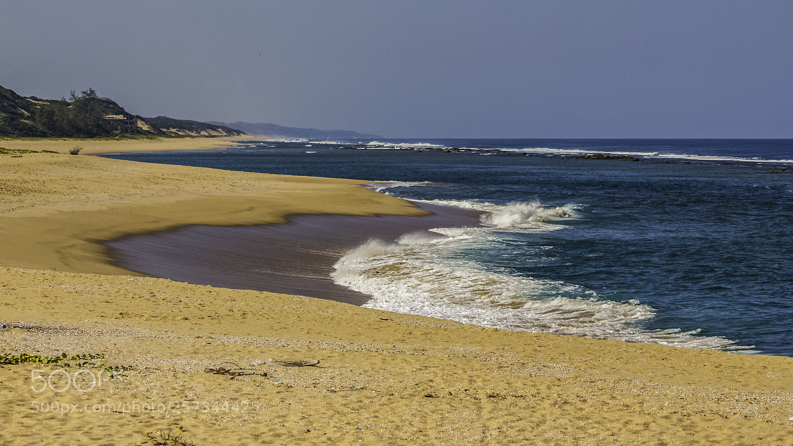 Canon EOS 700D (EOS Rebel T5i / EOS Kiss X7i) sample photo. Endless beach photography